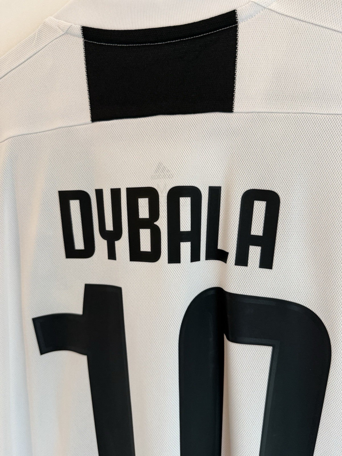 Juventus Dybala #10 2018/19 Medium Home Shirt Adidas BNWT CF3489