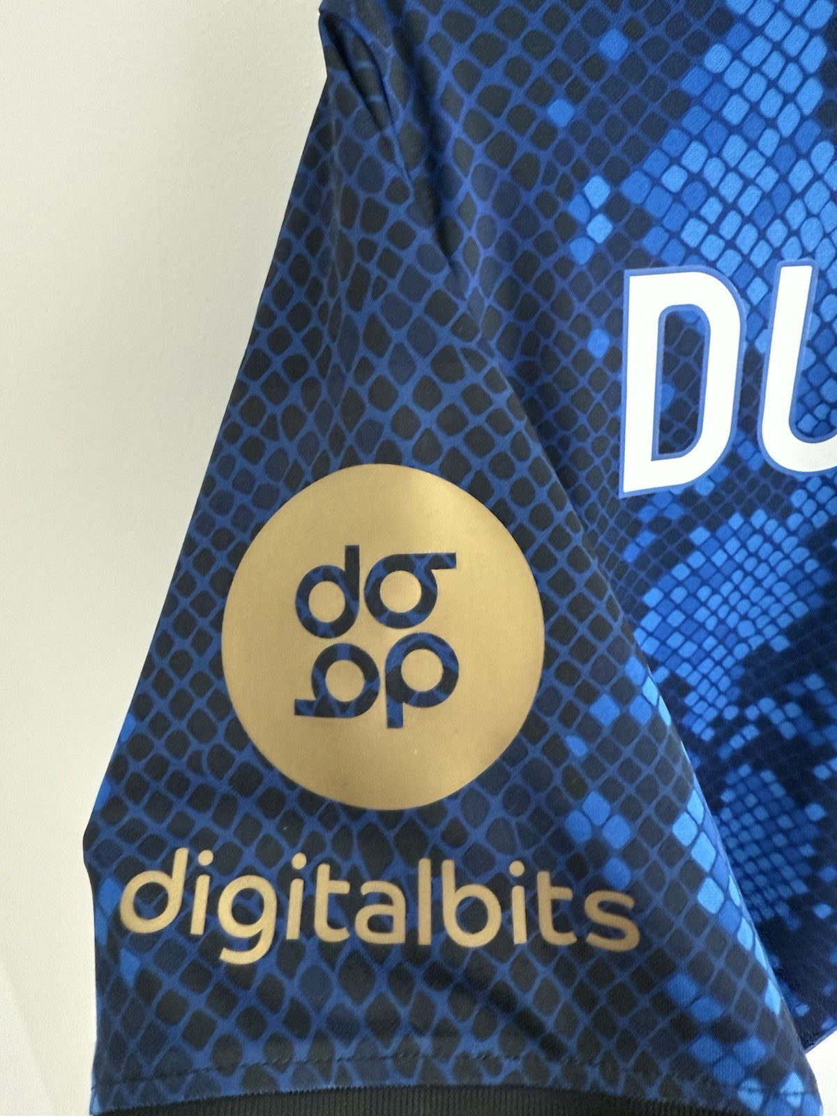 Inter Milan Dumfries #2 2021/22 Small Home Shirt Excellent Condition CV7900-414