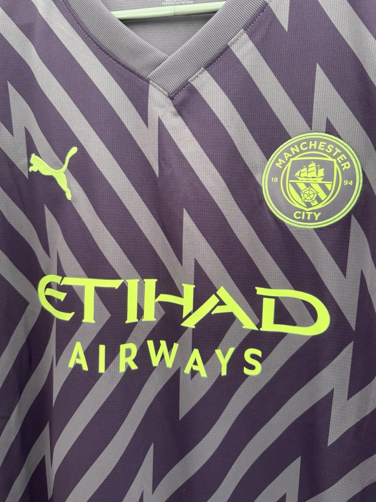 Manchester City 2023/24 XL Away Goalkeeper Shirt BNWT 770491-98