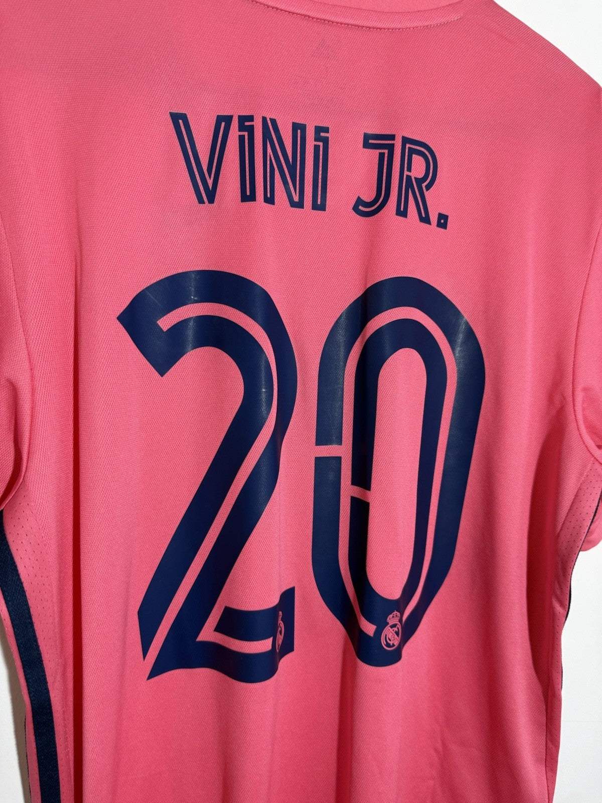 Real Madrid Vinicius Jr #20 2020/21 Large Away Football Shirt BNWT GI6463