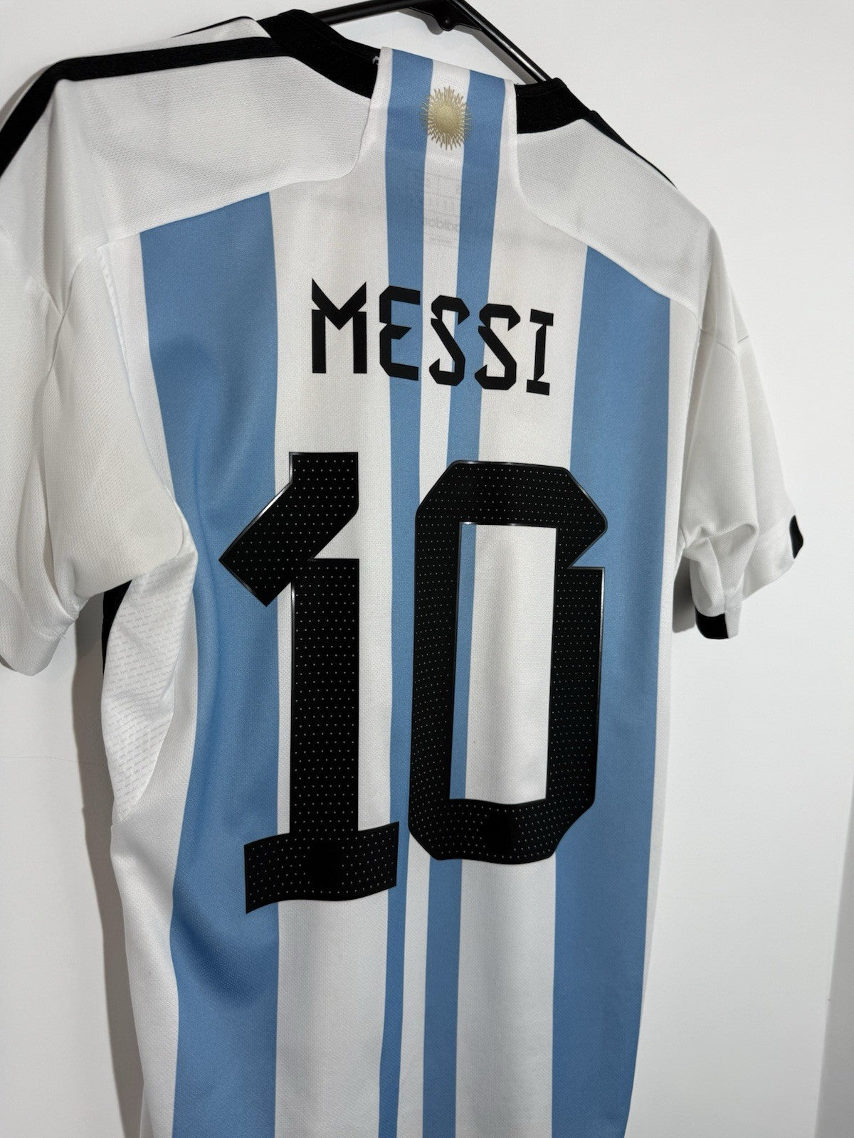Argentina Messi #10 2022 Small Home Shirt Adidas Very Good Condition HF2158