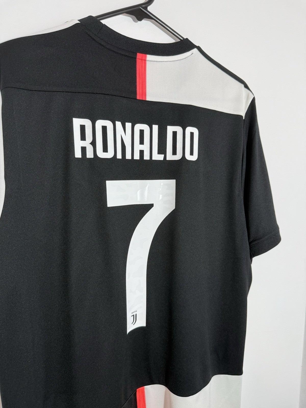 Juventus Ronaldo #7 2019/20 Large Home Shirt Excellent Condition DW5455