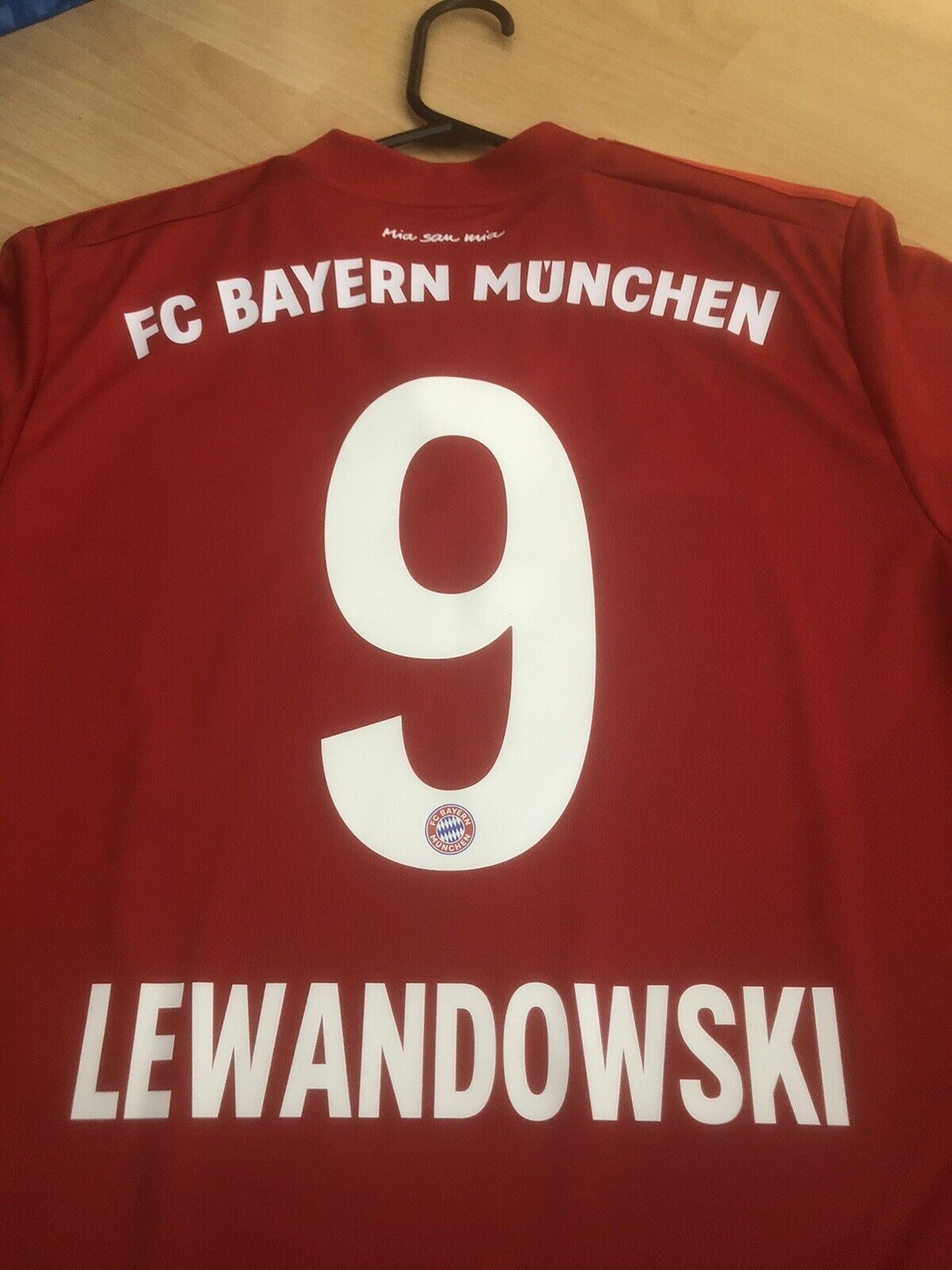 Lewandowski 9 Bayern Munich 2019 20 Large Home Shirt Excellent Condition Dw7410