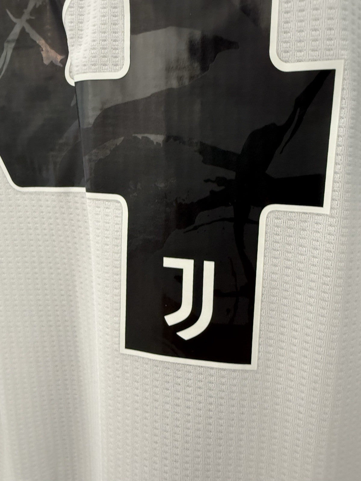 Juventus Kulusevski #44 2020/21 Large Authentic Home Shirt Adidas BNWT GJ7601