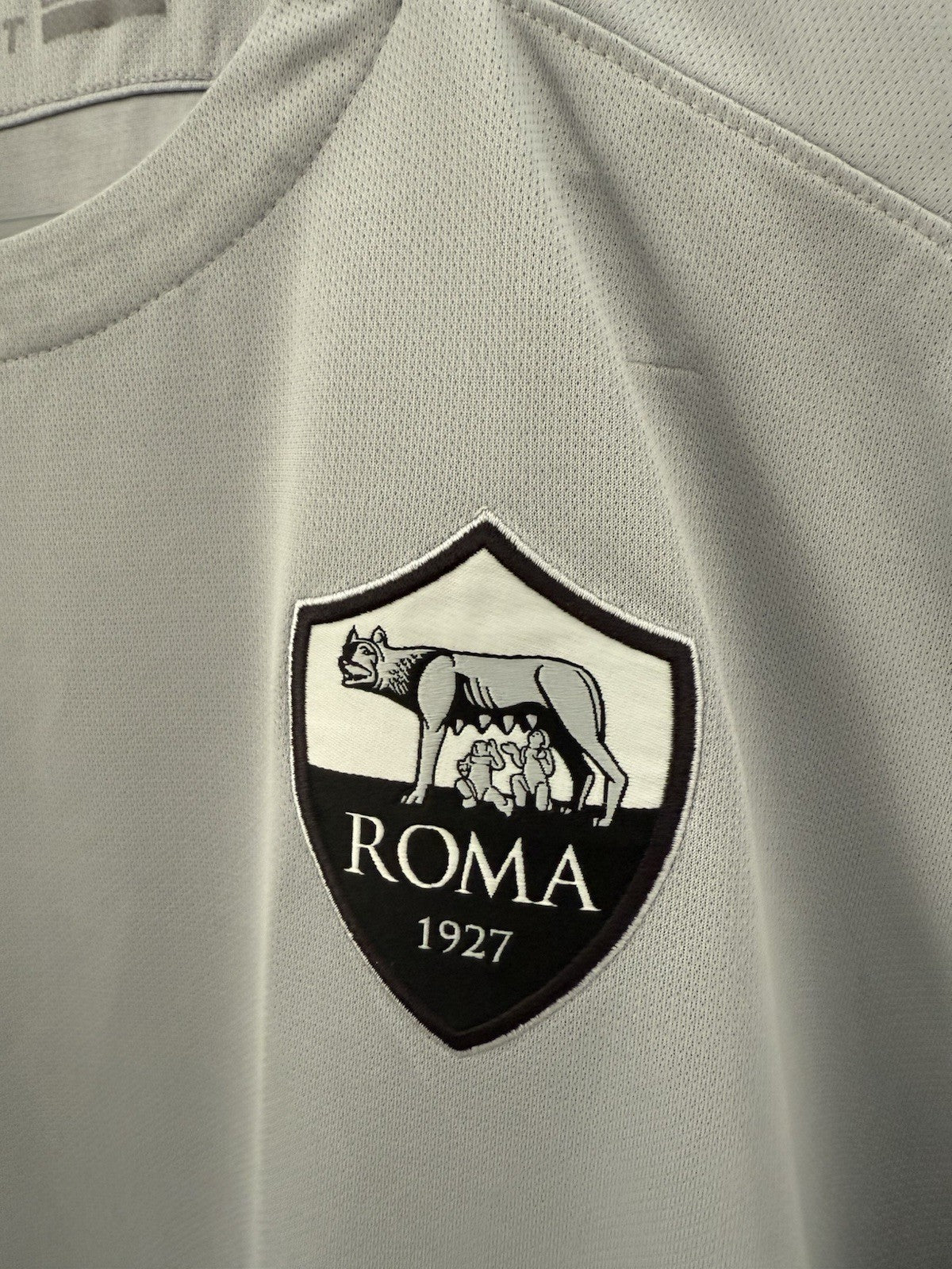 AS Roma Rudiger #2 2015/16 Large 3rd Shirt Excellent Condition 658920-013