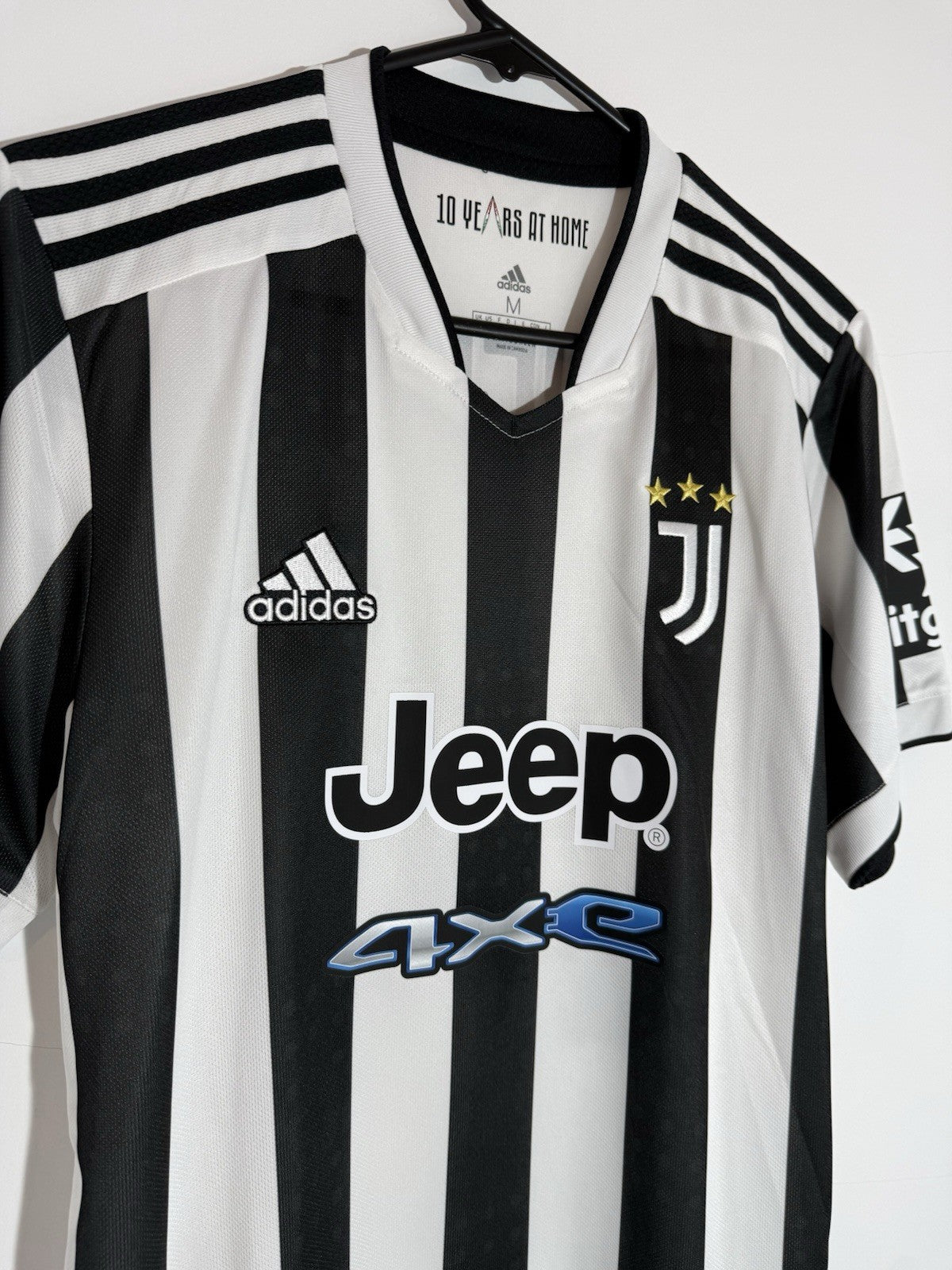 Juventus McKennie #14 2021/22 Medium Home Shirt Adidas BNWT GS1442