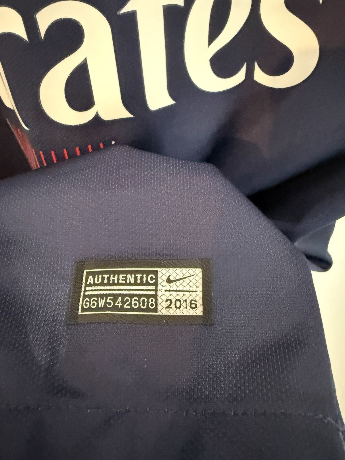 Paris St Germain 2016/17 Large Home Shirt Excellent Condition 776929-410