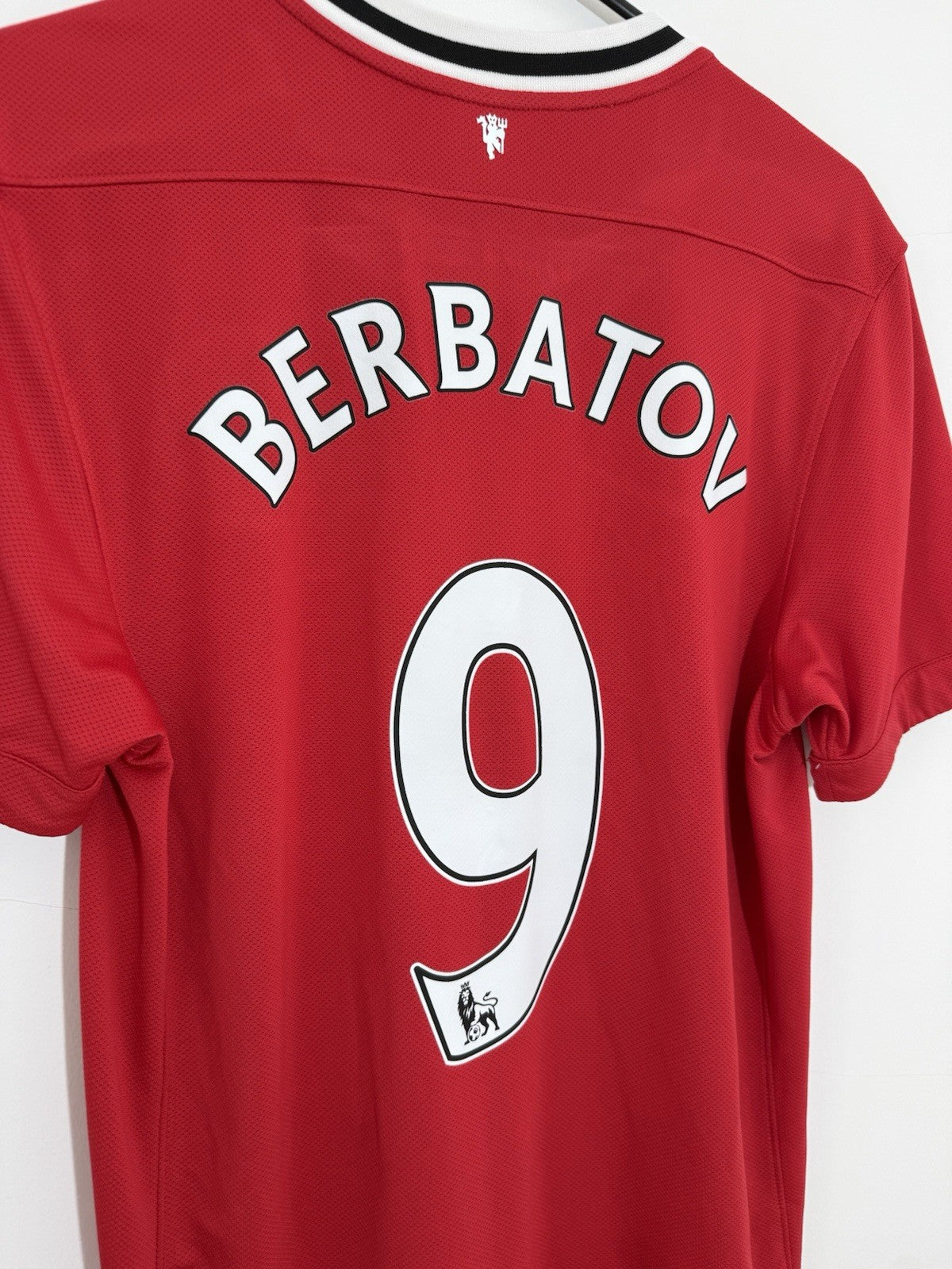 Manchester United Berbatov #9 2011/12 Medium Home Excellent Conditio 423932-623