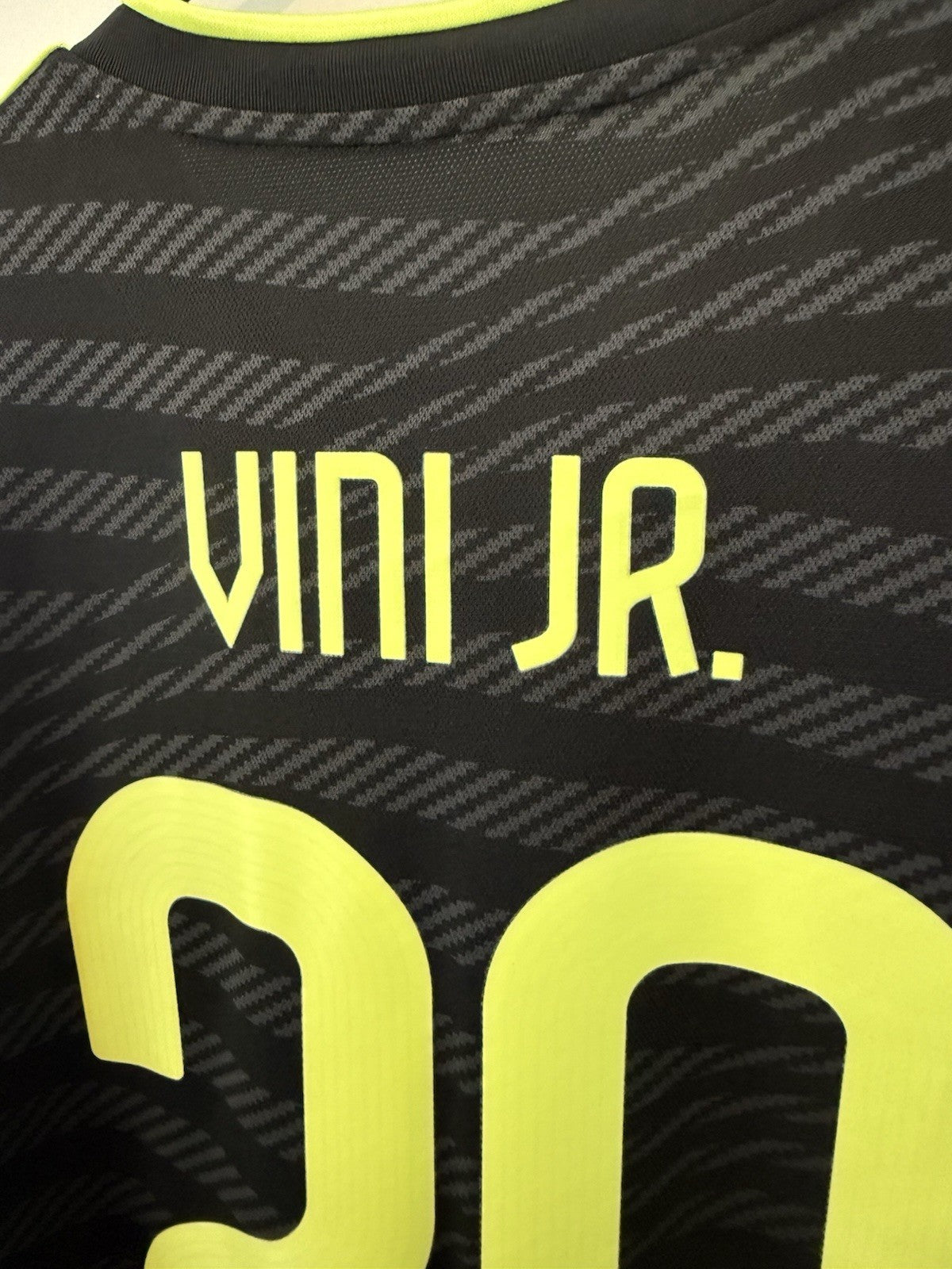 Real Madrid Vini Jr #20 2022/23 3rd Large Shirt Adidas BNWT HI1656