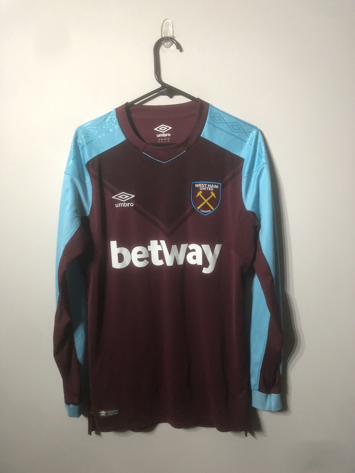 Noble #16 West Ham United 2017/18 Medium Home Shirt Excellent Condition