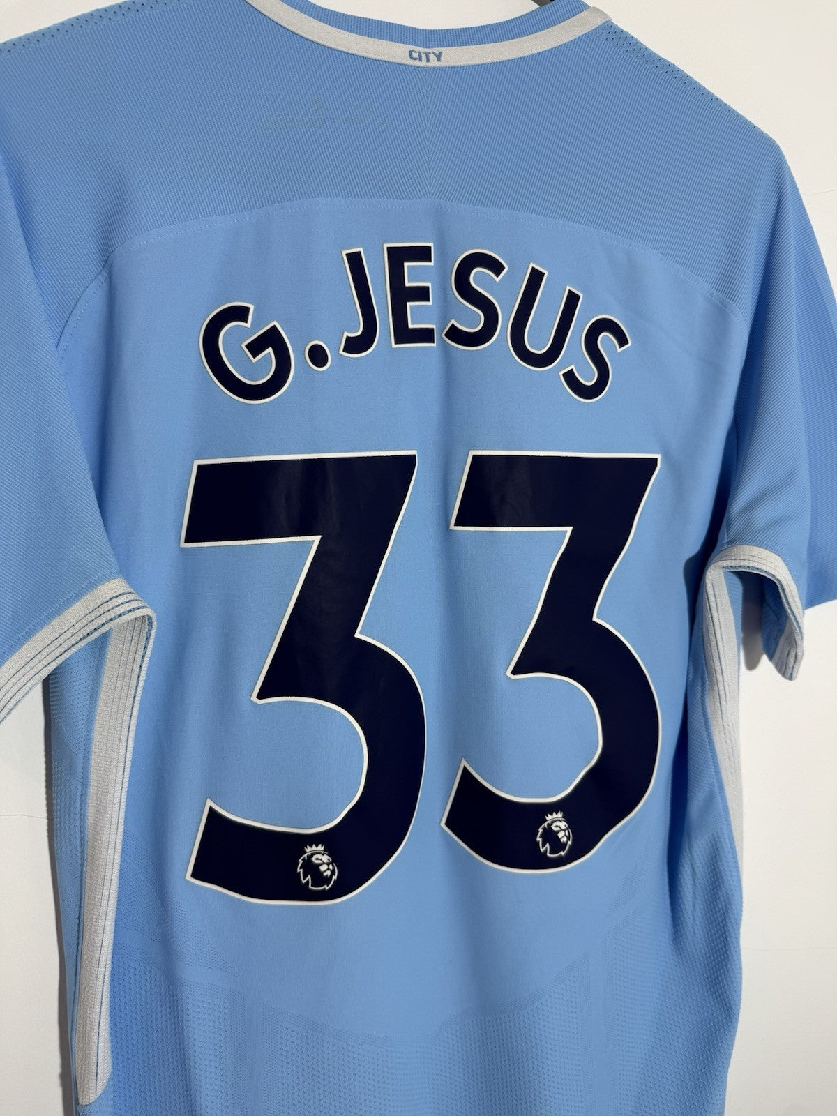Manchester City G. Jesus #33 2017/18 Medium Home Excellent Condition 847197-489