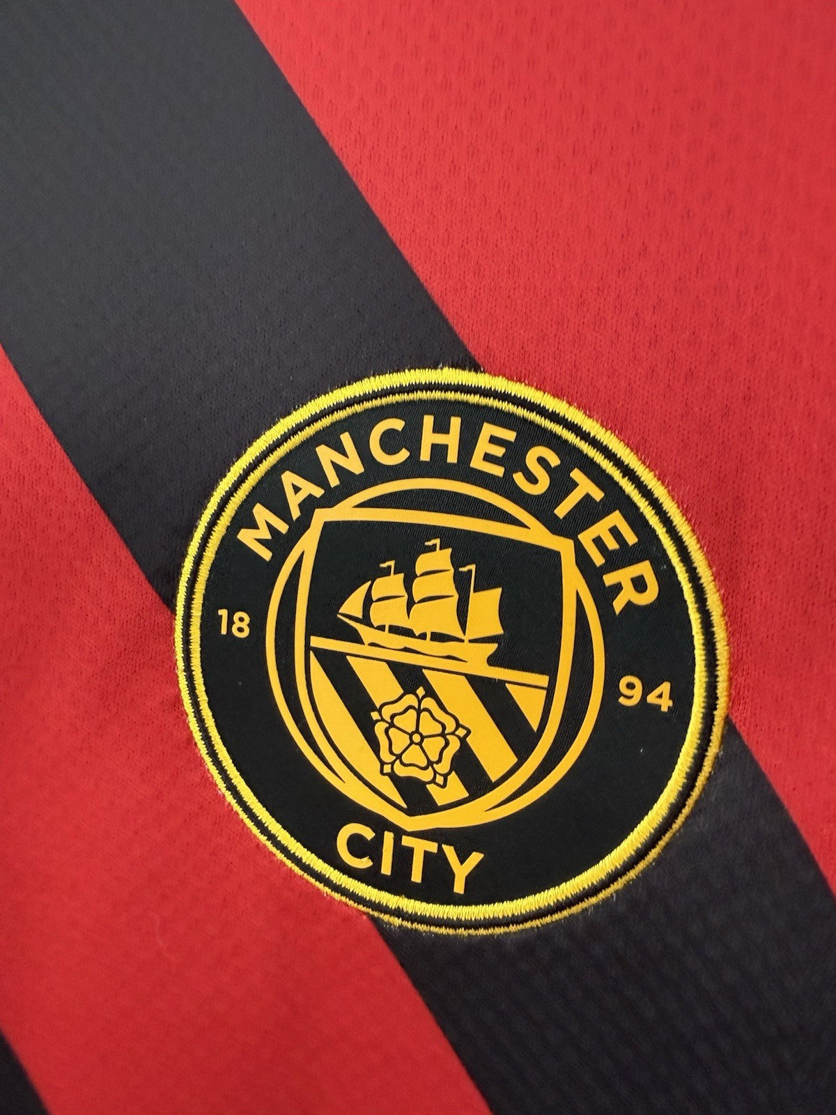 Manchester City Rodri #16 2022/23 Medium Away Shirt BNWT 765722-02
