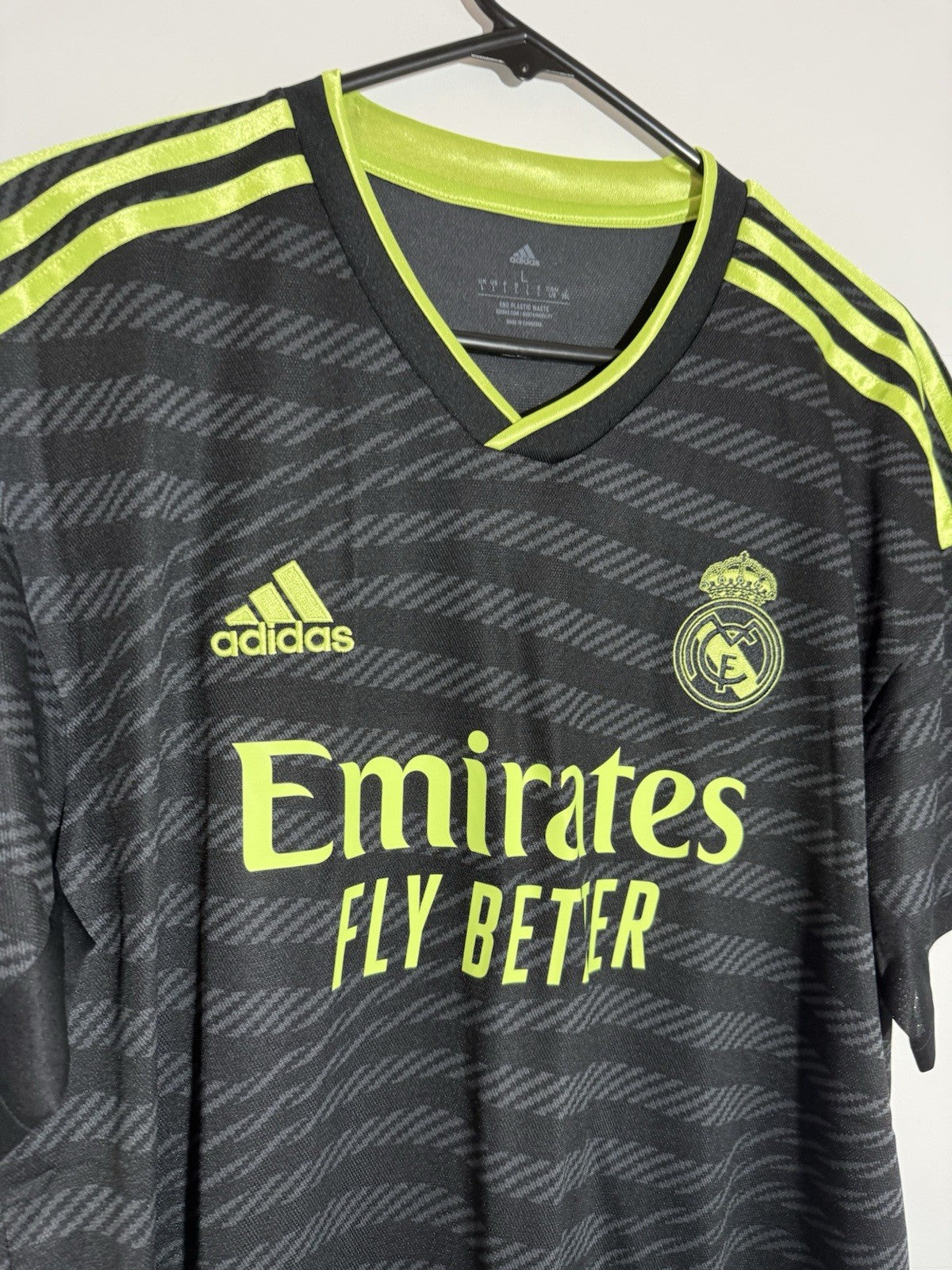 Real Madrid Vini Jr #20 2022/23 3rd Large Shirt Adidas BNWT HI1656