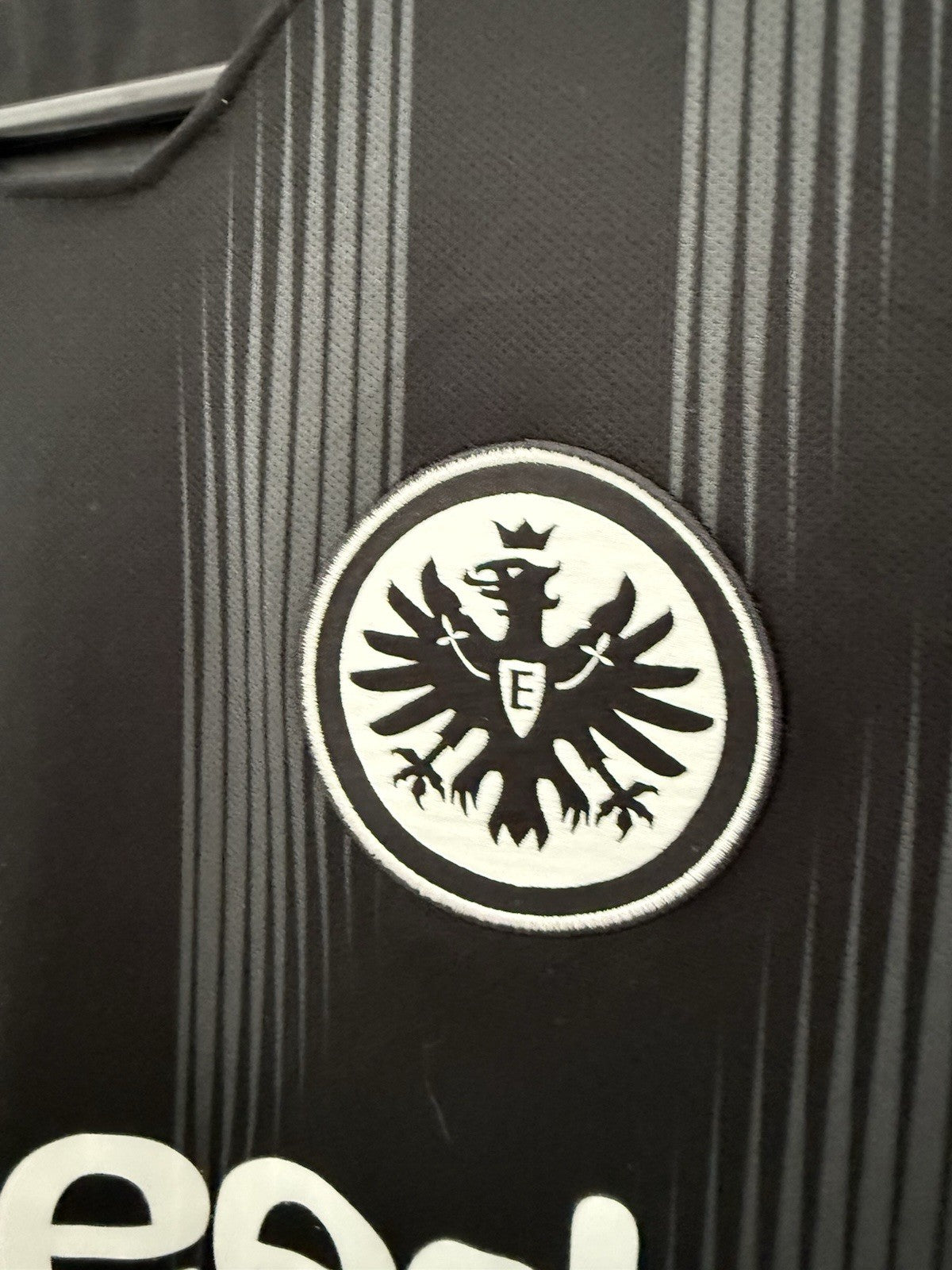 Eintracht Frankfurt 2018/19 Small Home Shirt Excellent Condition 919023-010