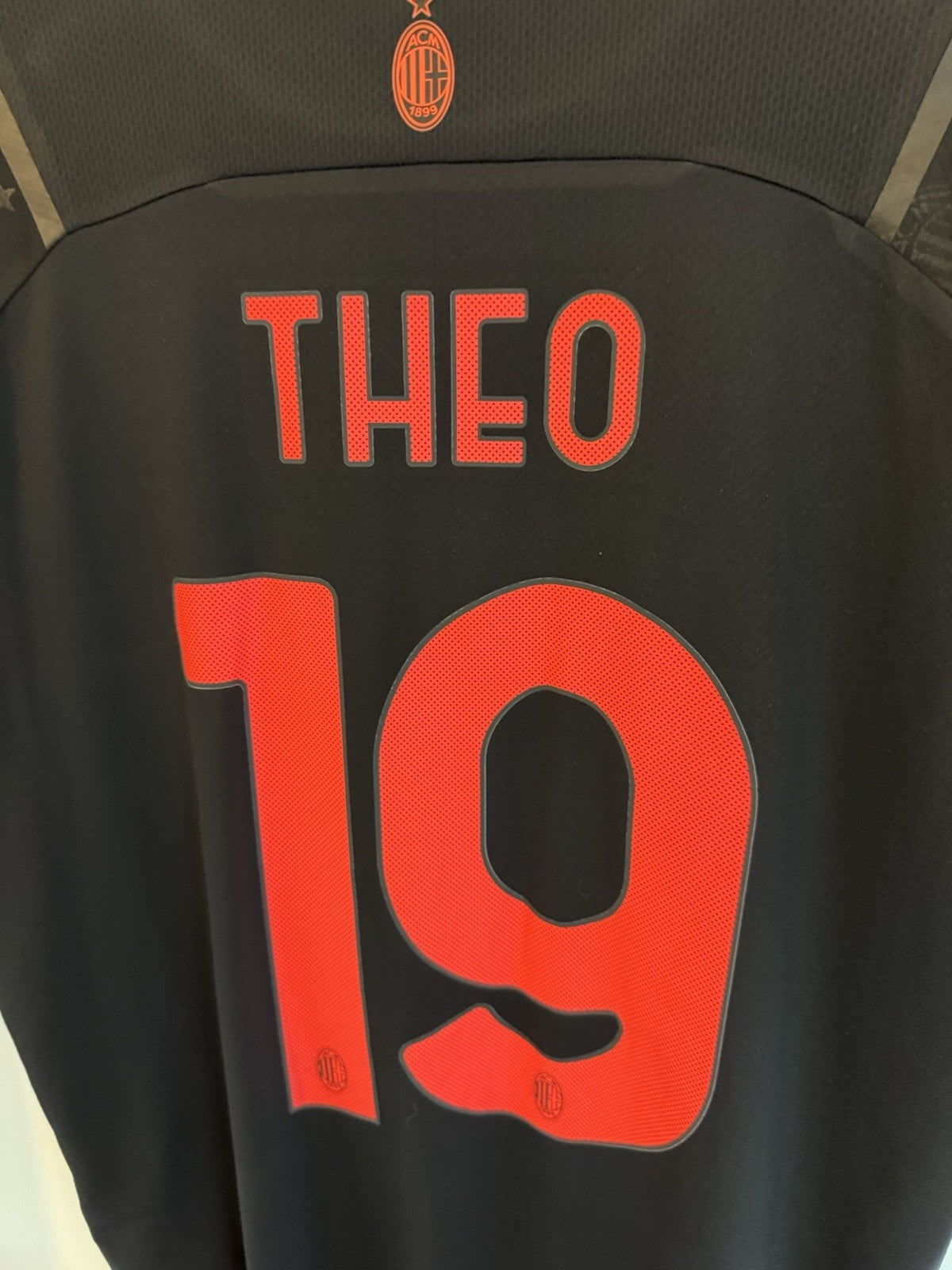 AC Milan Theo #19 2021/22 Medium 3rd Shirt Puma BNWT 759132-03