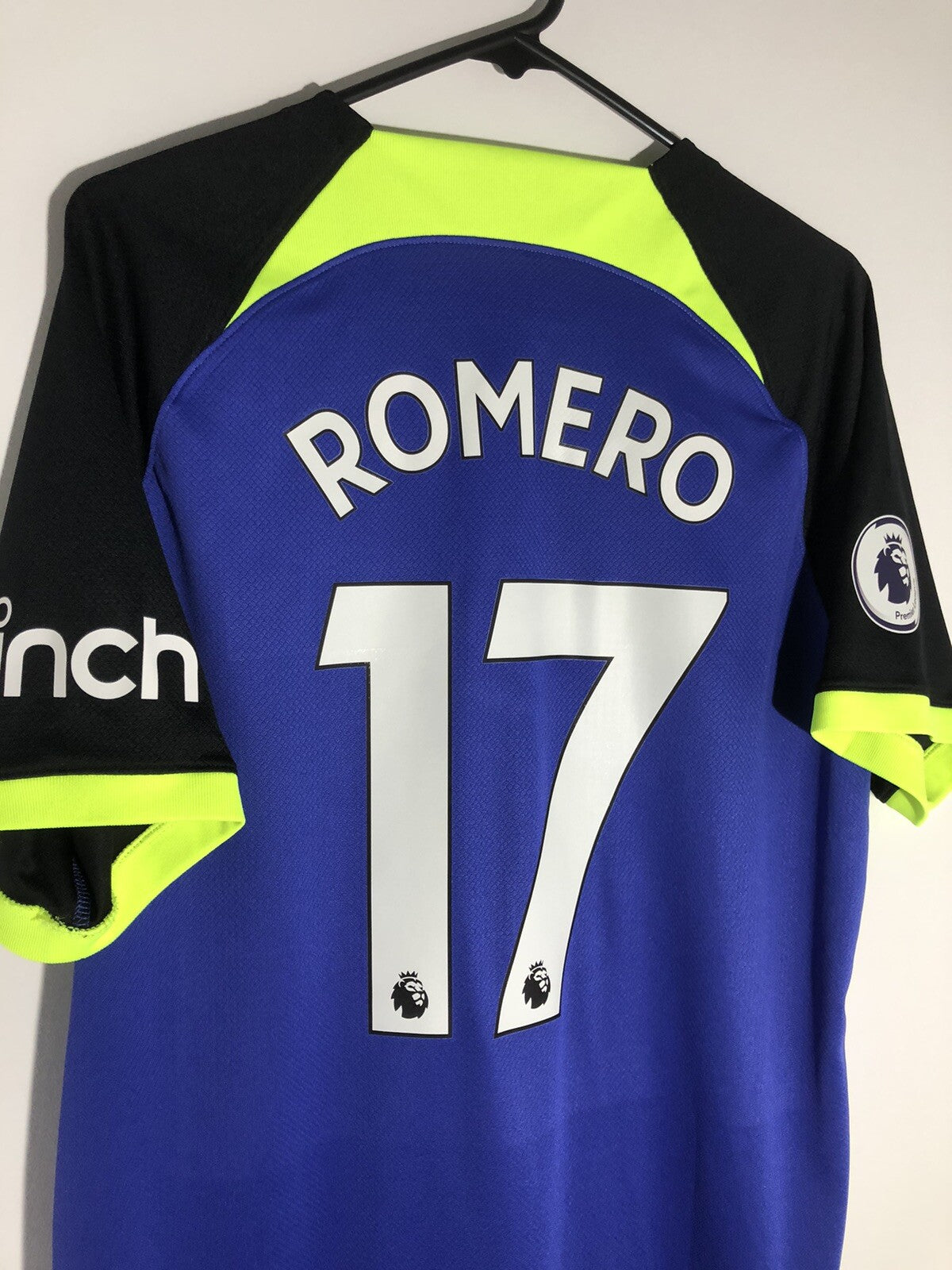 Tottenham Hotspur Romero #17 2022/23 Large Away Excellent Condition DM1837-431