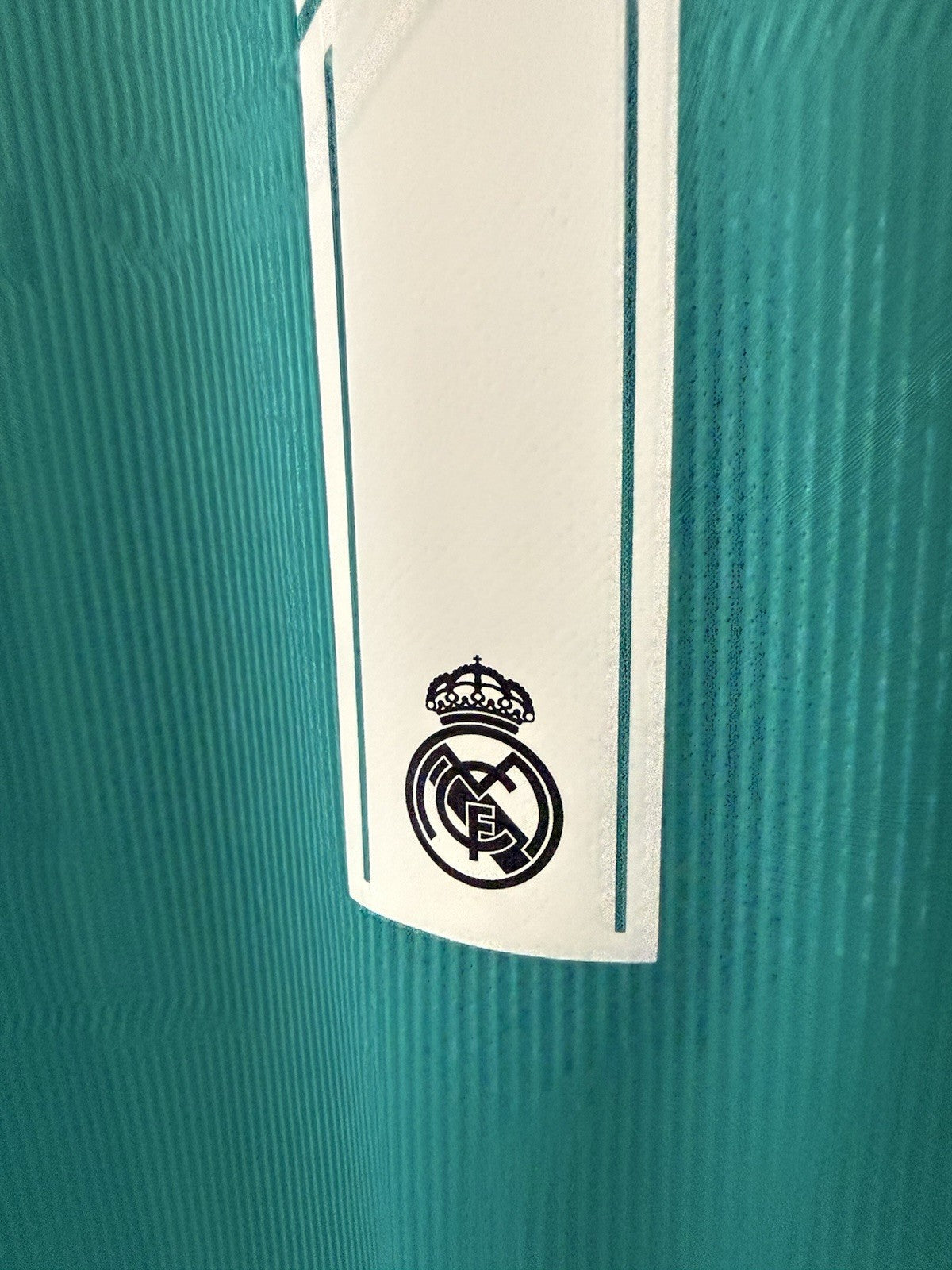 Real Madrid Hazard #7 2021/22 Large 3rd Shirt Excellent Condition H40951
