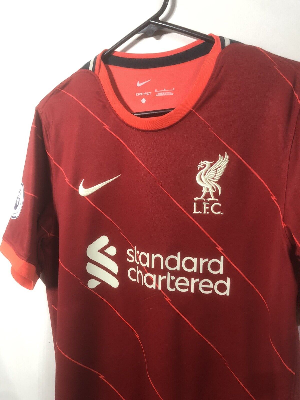 Jones #17 Liverpool Medium 2021/22 Home Shirt Nike Excellent Condition