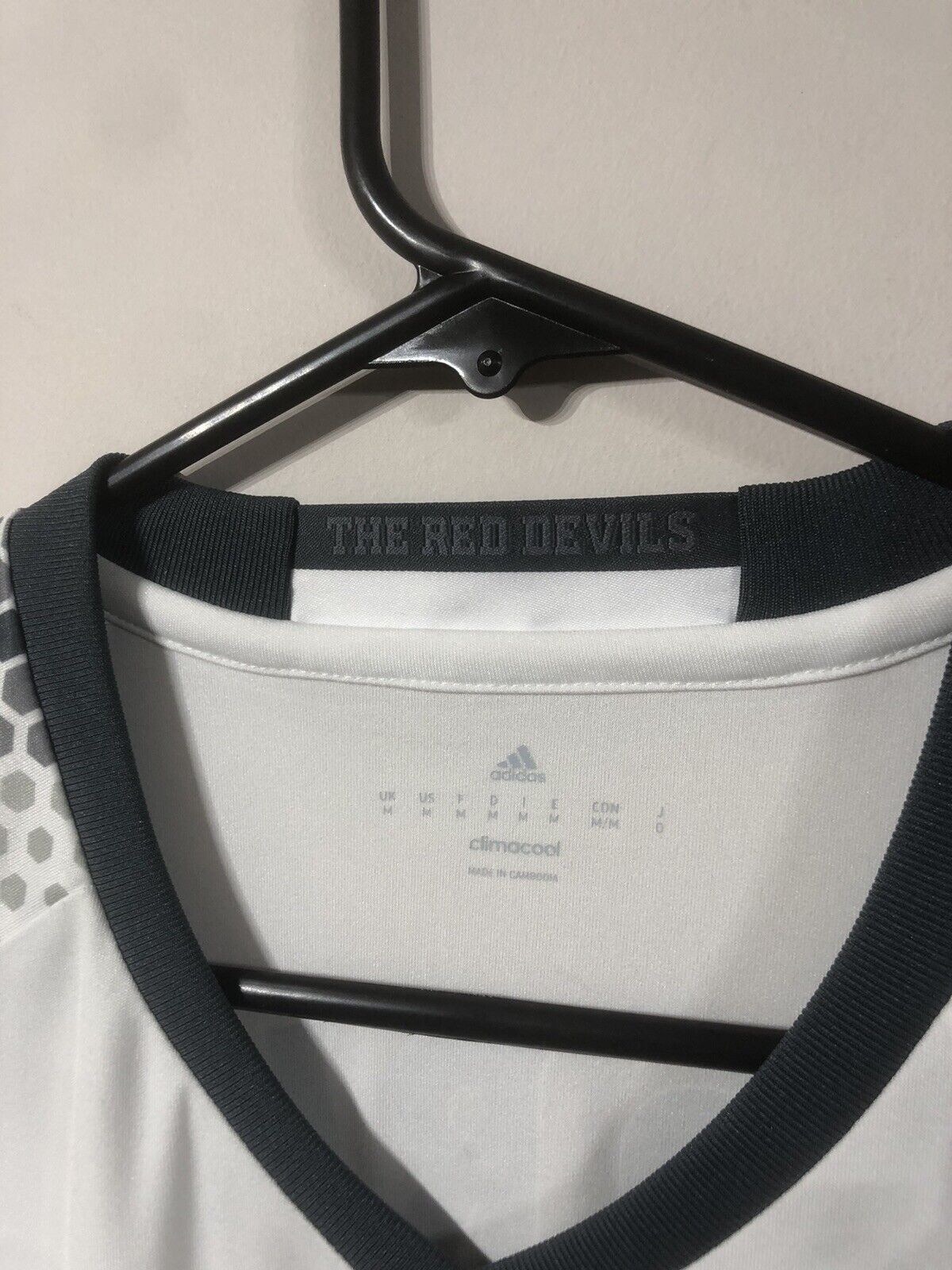 Carrick #16 Manchester United 2016/17 Medium 3rd Football Shirt BNWT AI6690