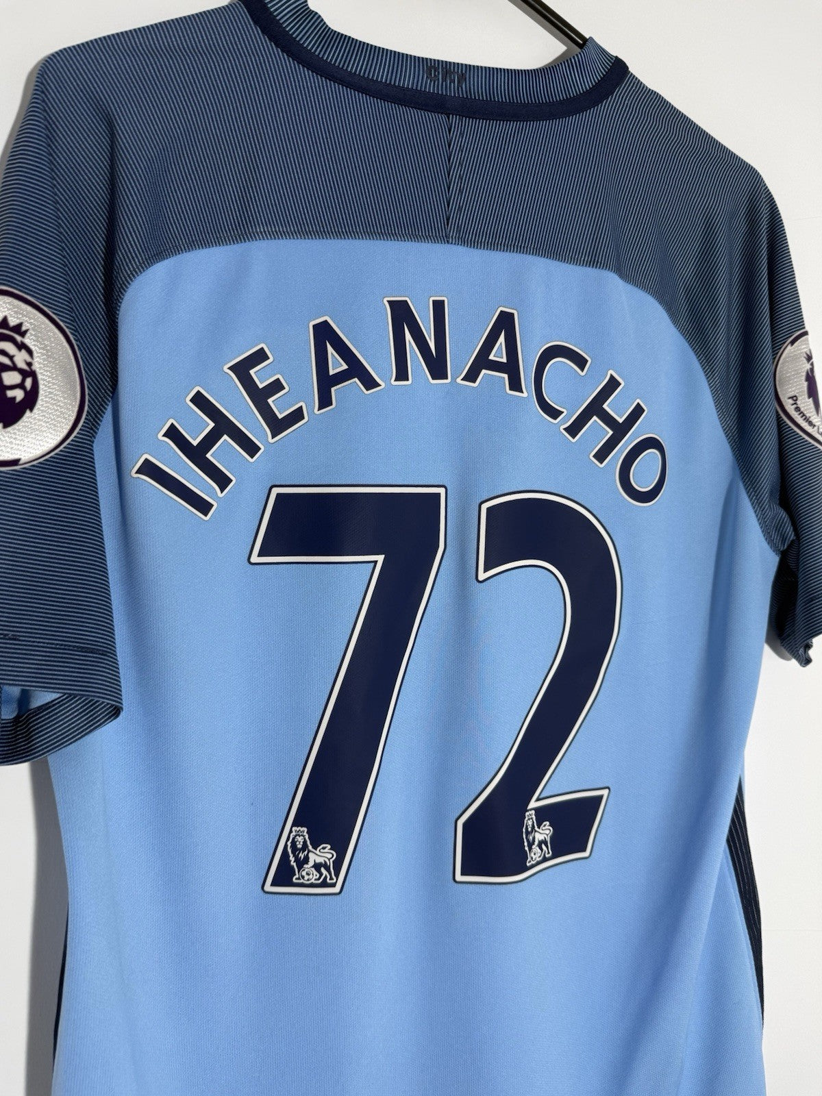 Manchester City Iheanacho #72 2016/17 Medium Home Excellent Condition 776907-489