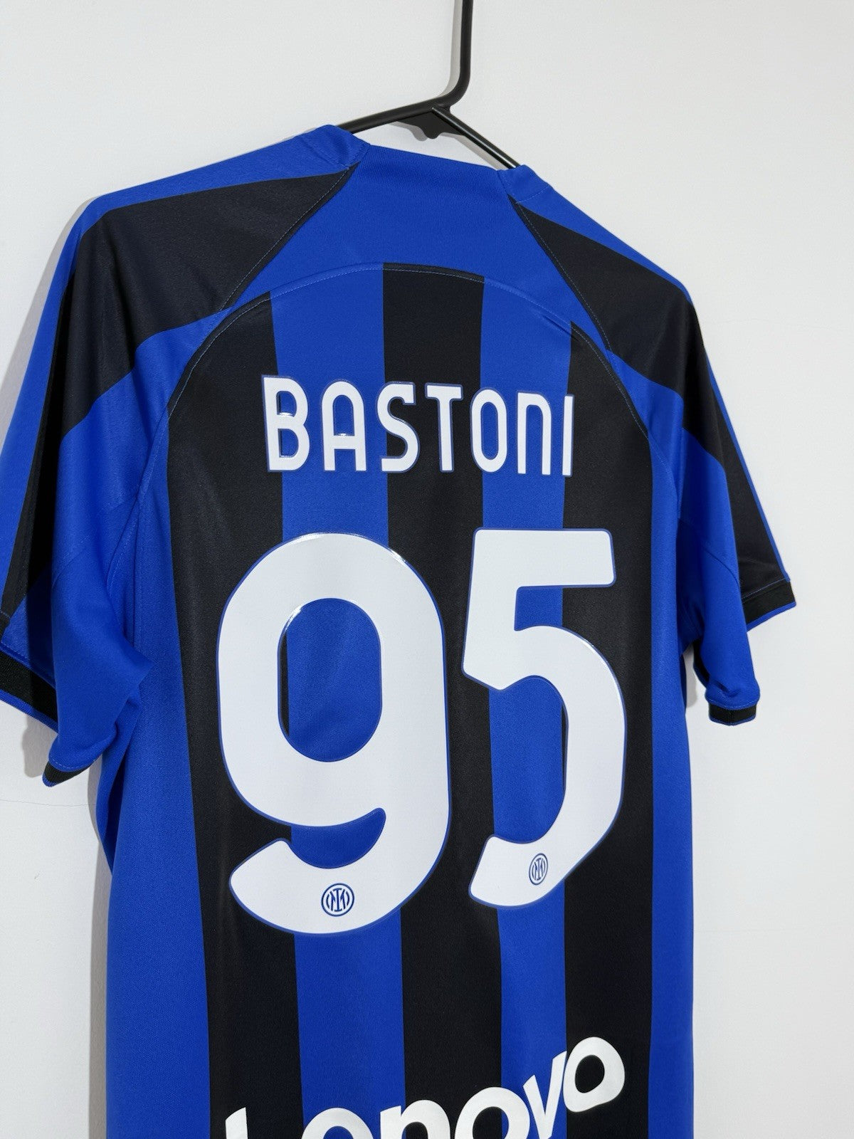 Inter Milan Bastoni #95 2022/23 Medium Home Shirt Excellent Condition DM1842-412
