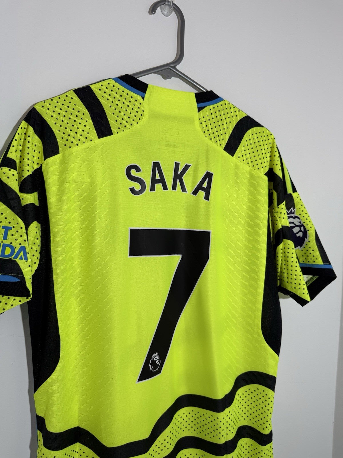 Arsenal Saka #7 2023/24 Large Authentic Away Shirt Adidas BNWT HR6926