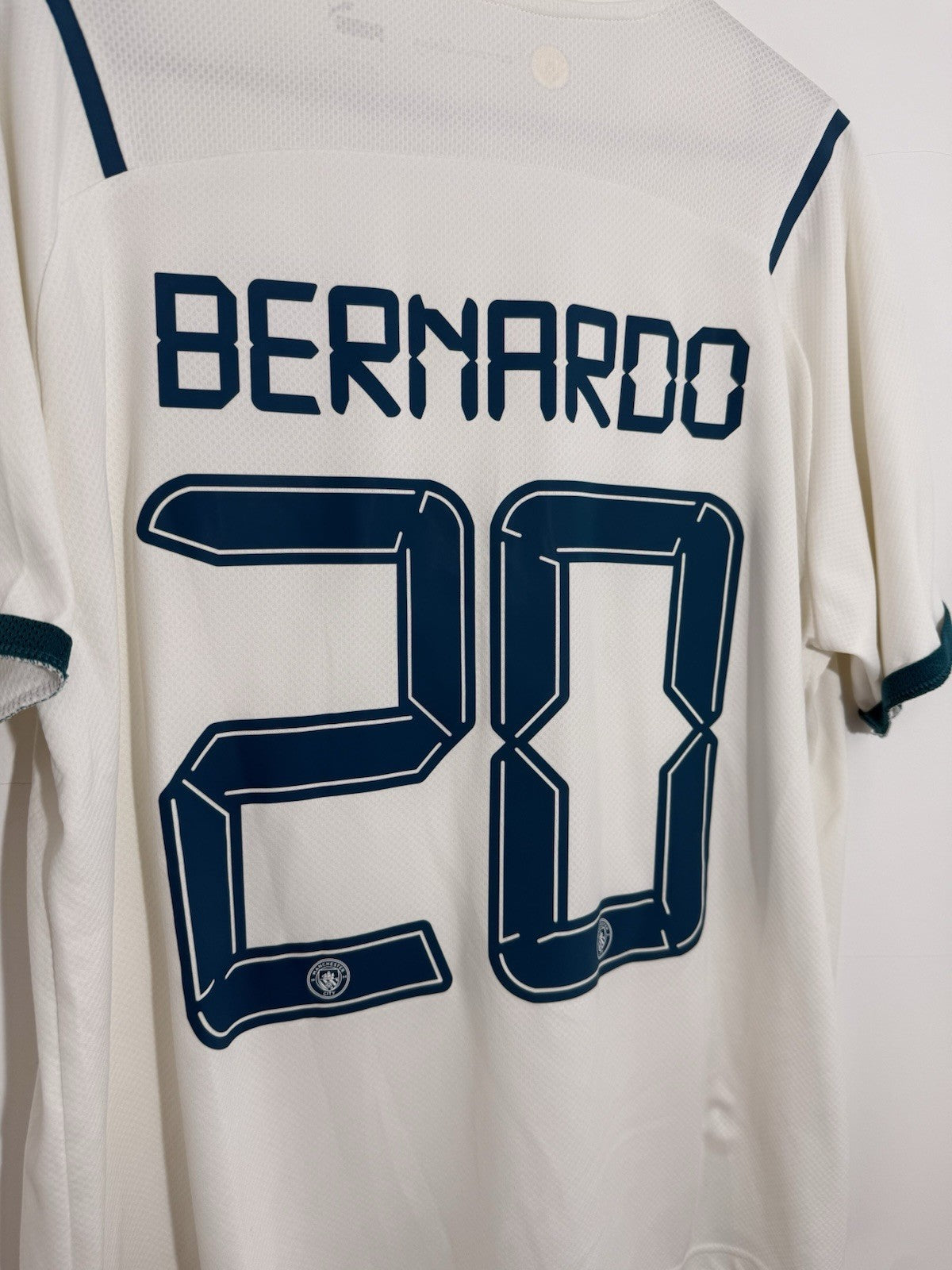 Manchester City Bernardo #20 2021/22 XL Away Shirt Excellent Condition 759211-02