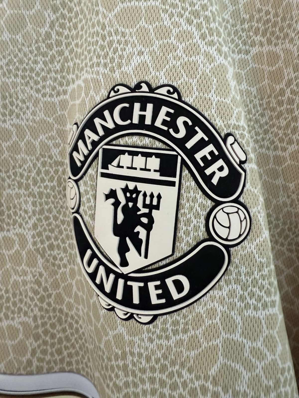 Manchester United Maguire #5 2019/20 Large Away Shirt Excellent Conditon ED7388