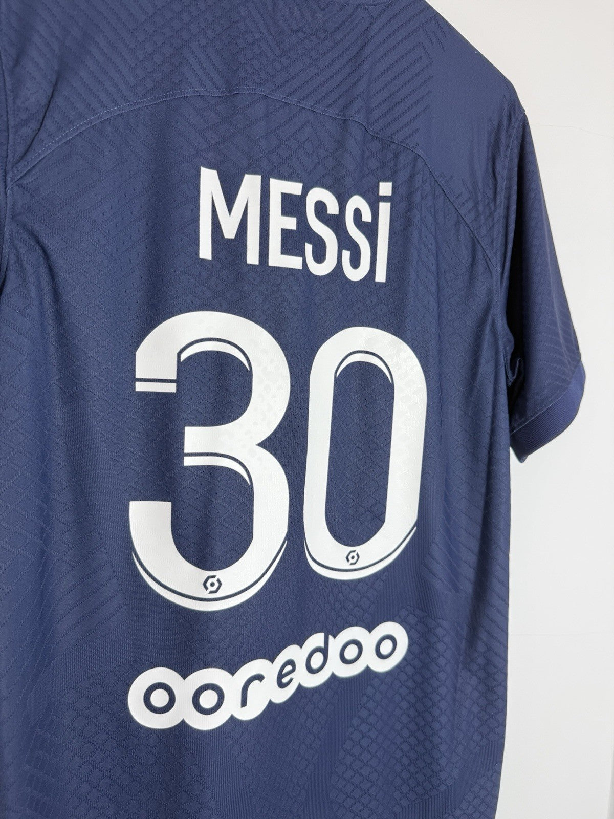 PSG Messi #30 DriFitAdv 2022/23 Medium Home Shirt Excellent Condition DJ7649-411