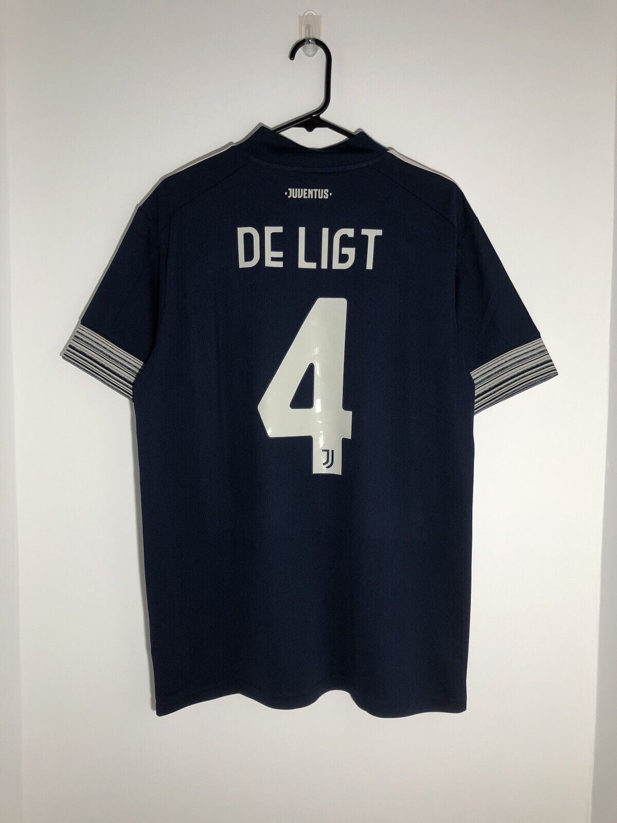 De Ligt 4 Juventus 2020 21 Large Away Shirt Adidas Excellent Condition Gc9087