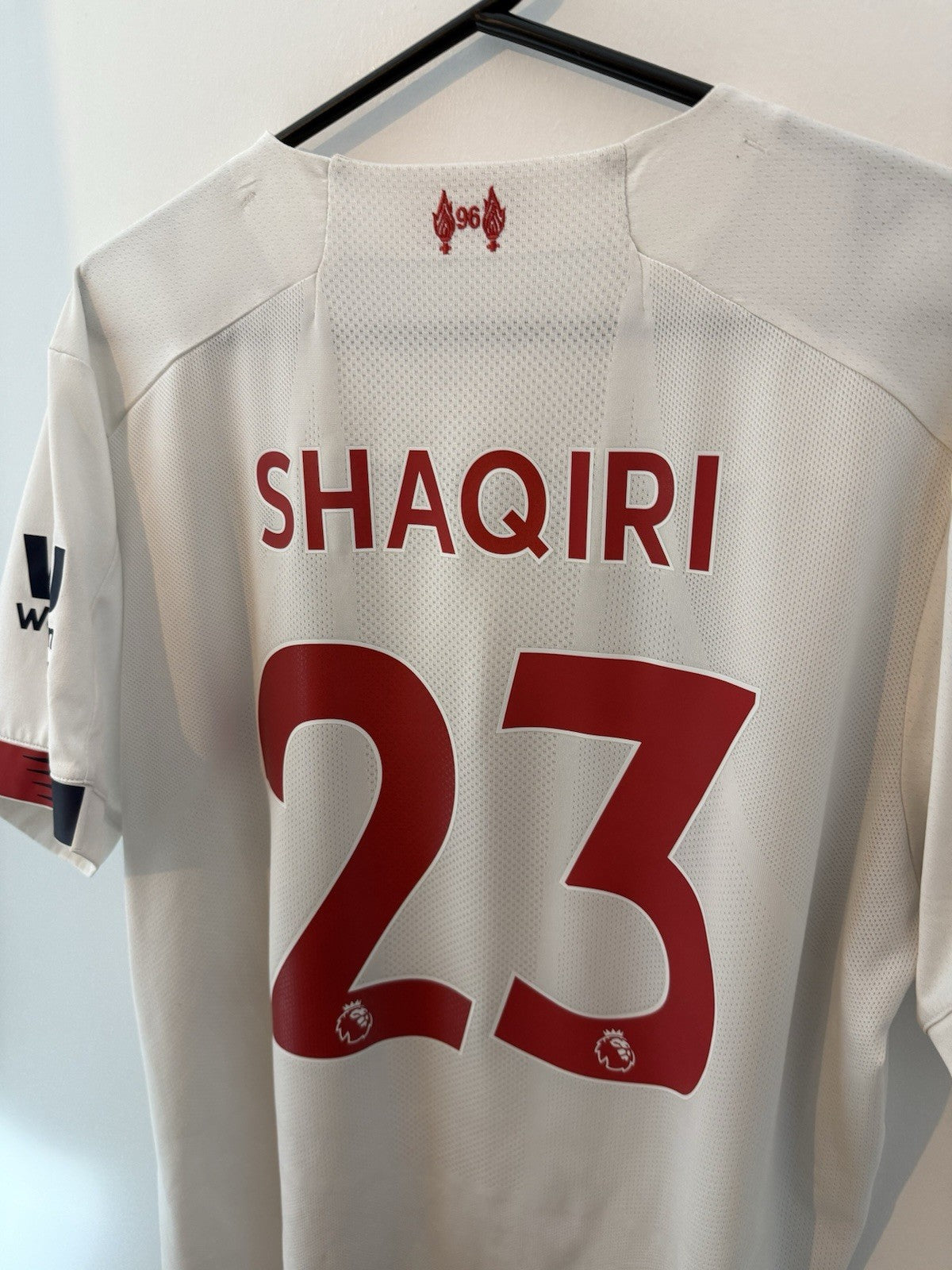 Liverpool Shaqiri #23 2019/20 XL Away Shirt Excellent Condition MT930013