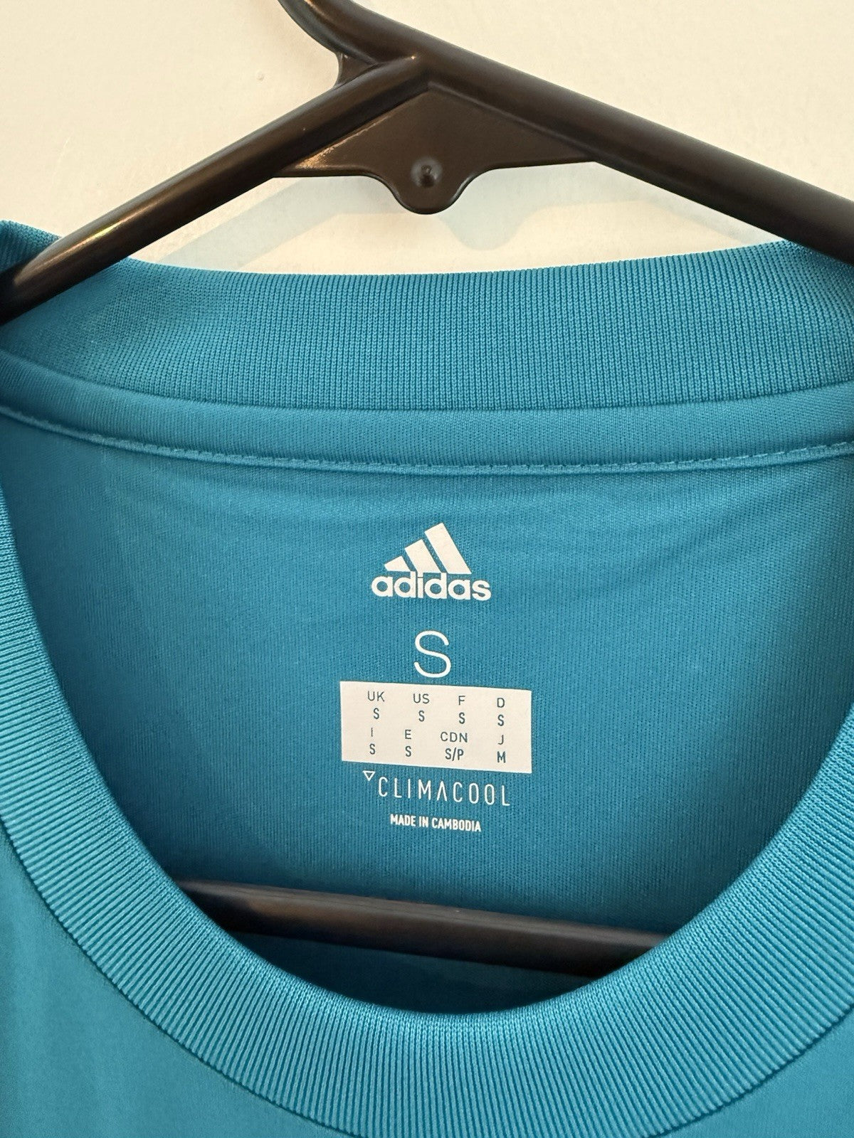 Real Madrid Bale #11 2017/18 Small 3rd Shirt Excellent Condition BR3539