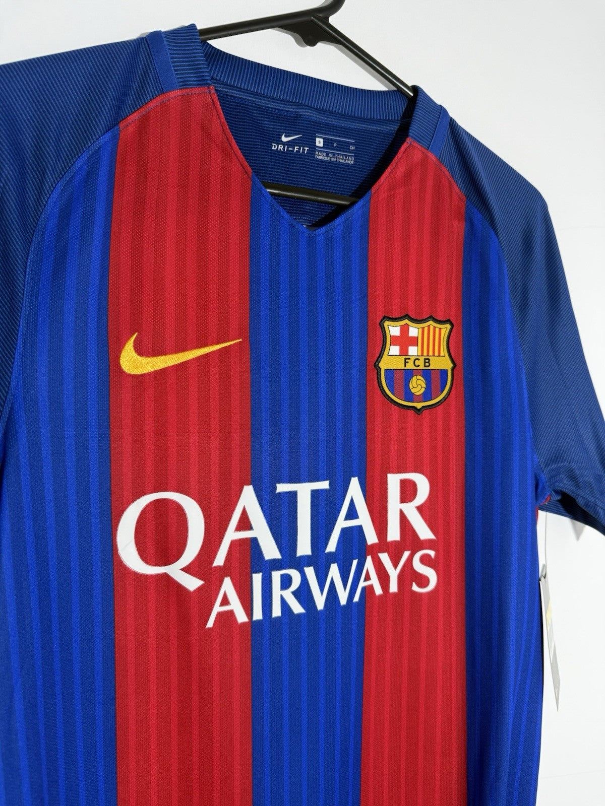 Barcelona Neymar Jr #11 2016/17 Small Home Shirt Nike BNWT 776850-481