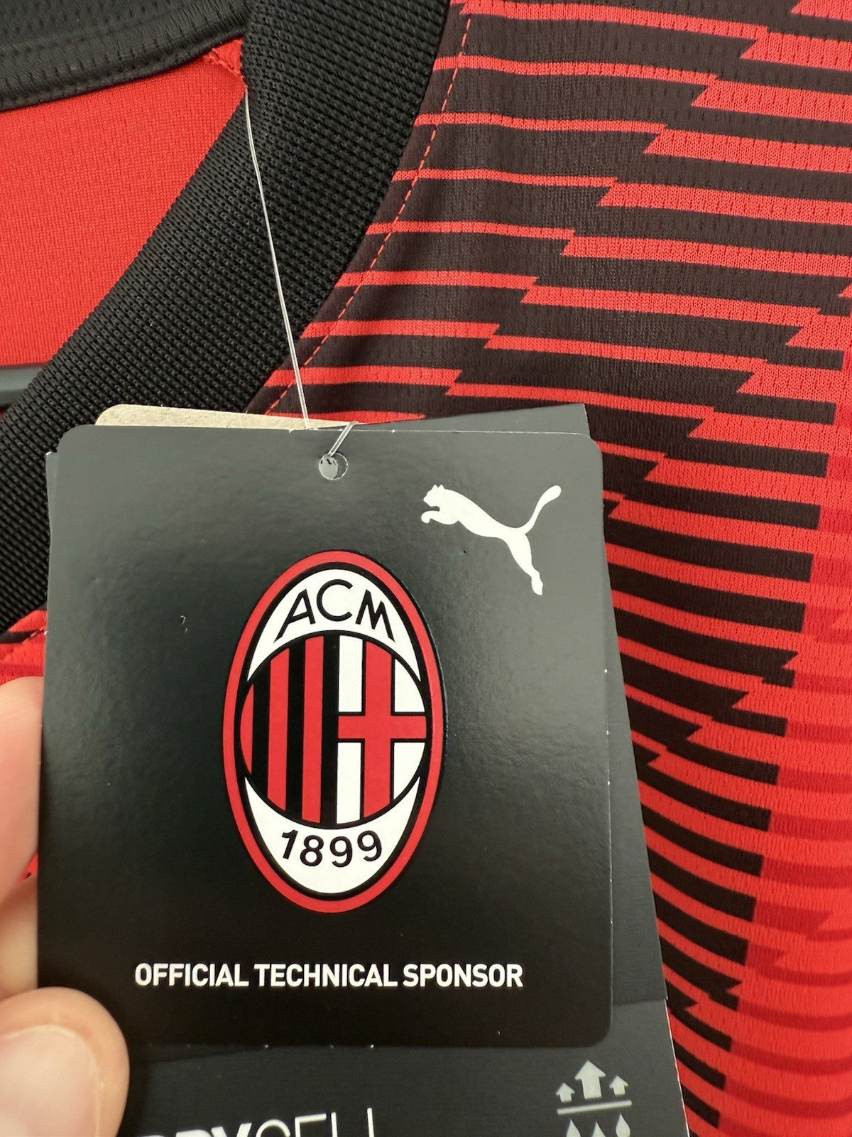 AC Milan Loftus-Cheek #8 2023/24 Large Home Shirt BNWT 770383-01