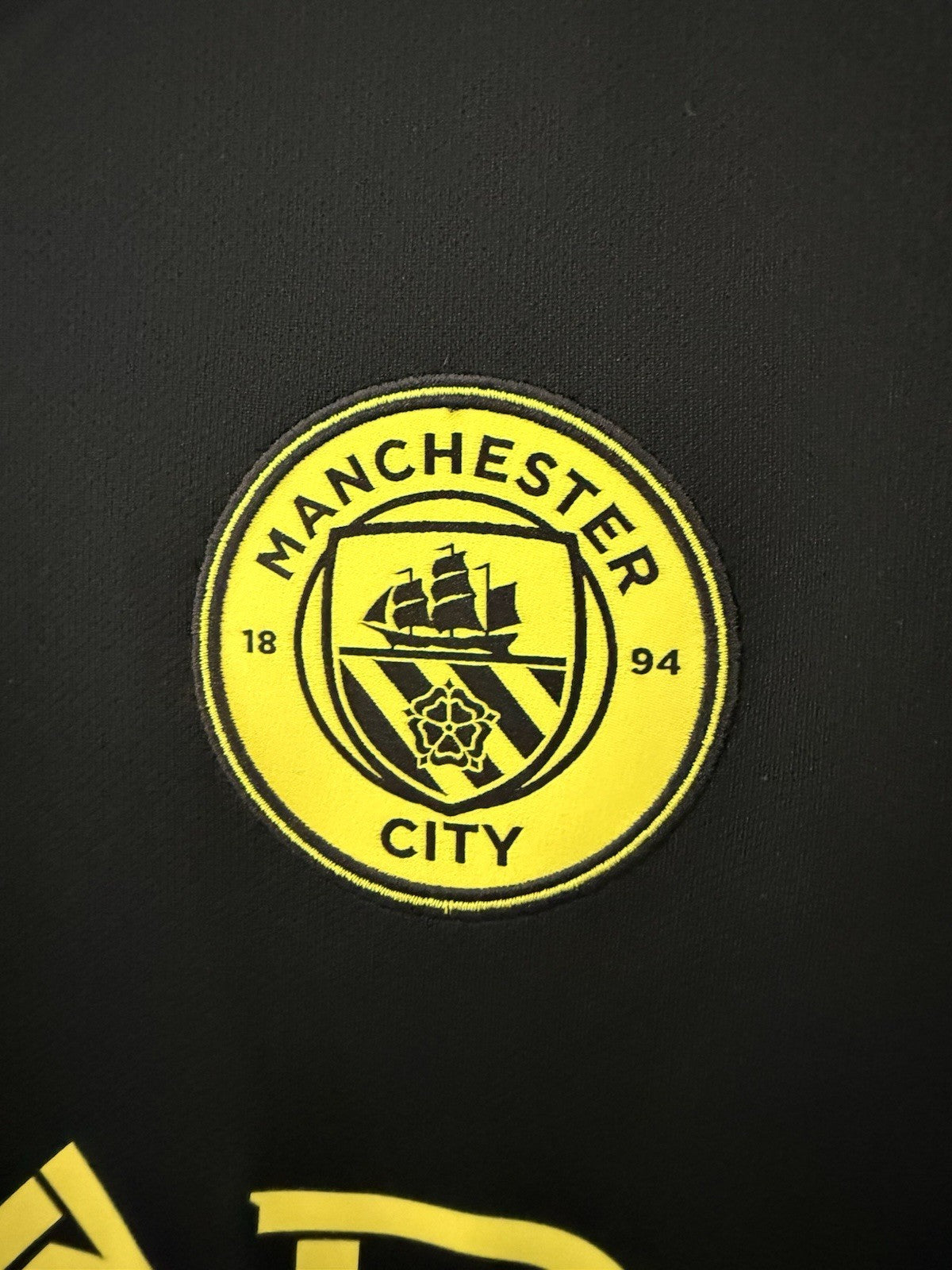 Manchester City Stones #24 2016/17 Large Away Football Shirt BNWT 776903-011