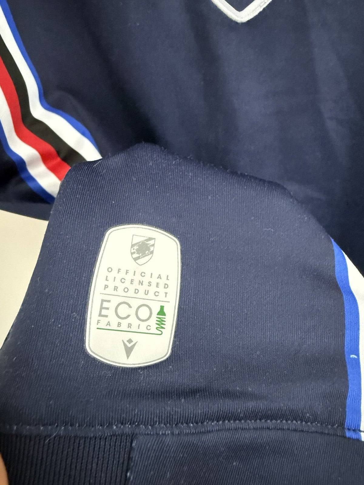 Sampdoria 2021/22 Medium 4th Shirt Macron Excellent Condition