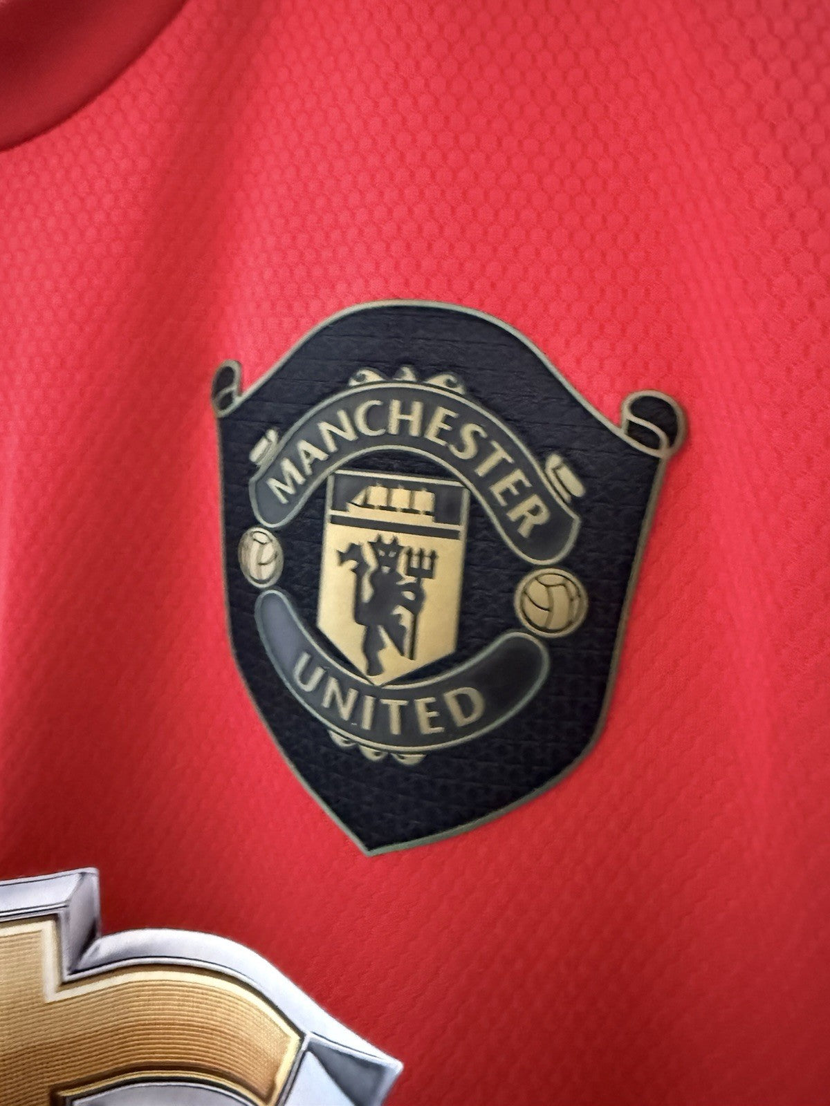 Manchester United Shaw #23 2019/20 Medium Home Shirt Excellent Condition ED7386