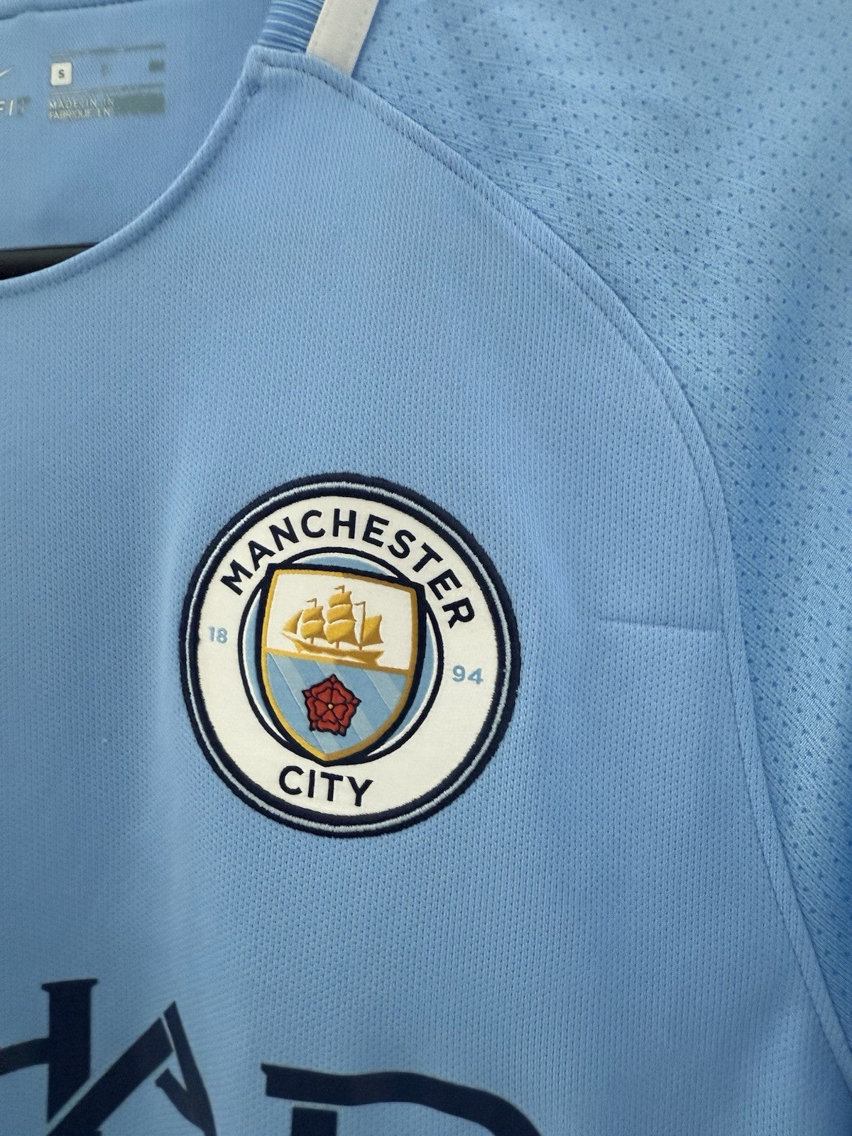 Man City De Bruyne #17 2017/18 Small Home Shirt Excellent Condition 894431-489