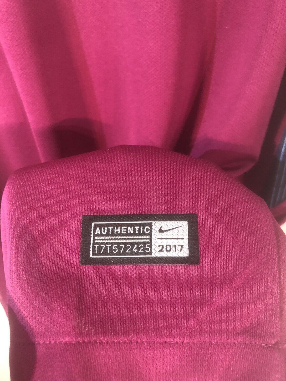 Gundogan #8 Manchester City 2017/18 Medium Away Football Shirt Nike BNWT