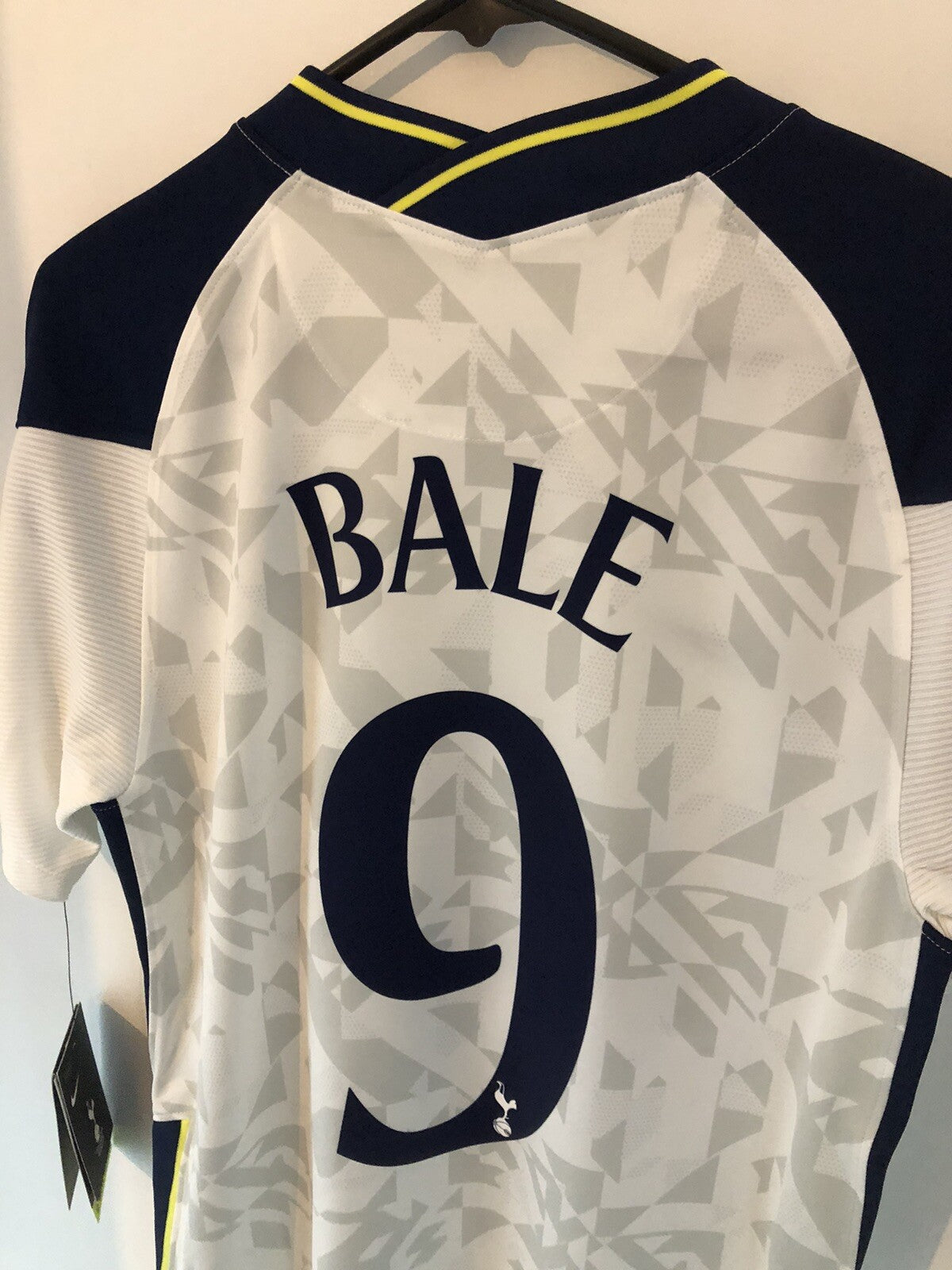 Tottenham Hotspur Bale #9 2020/21 Small Home Shirt BNWT CD4256-101
