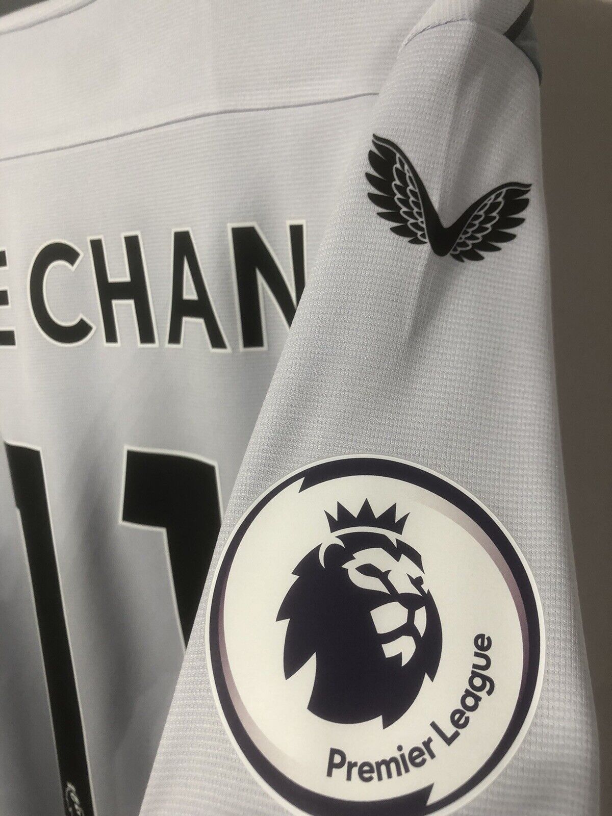 Hee Chan #11 BNWT Wolves 2022/23 Large L/S Away Football Shirt Jersey Castore