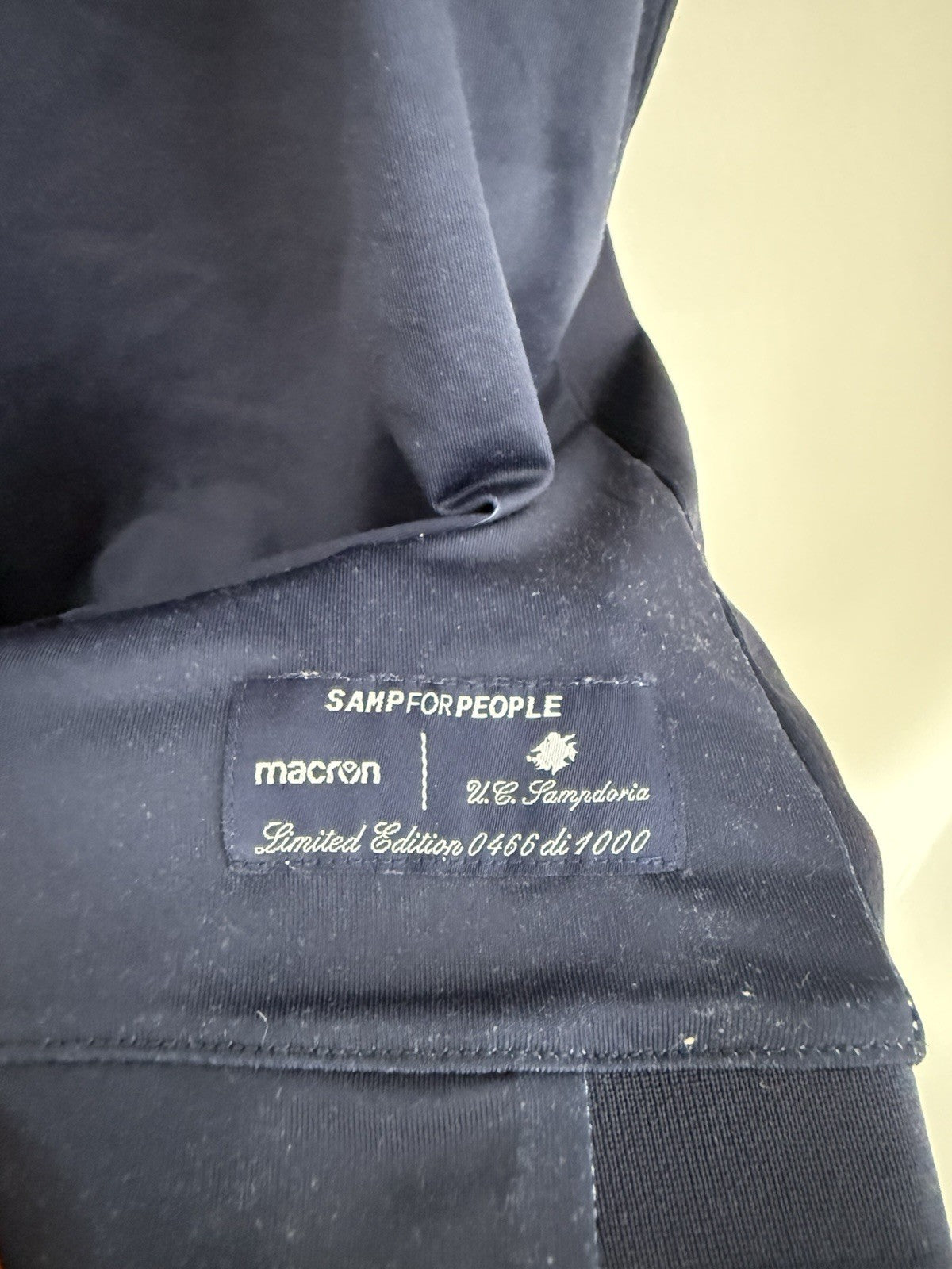 Sampdoria 2021/22 Medium 4th Shirt Macron Excellent Condition