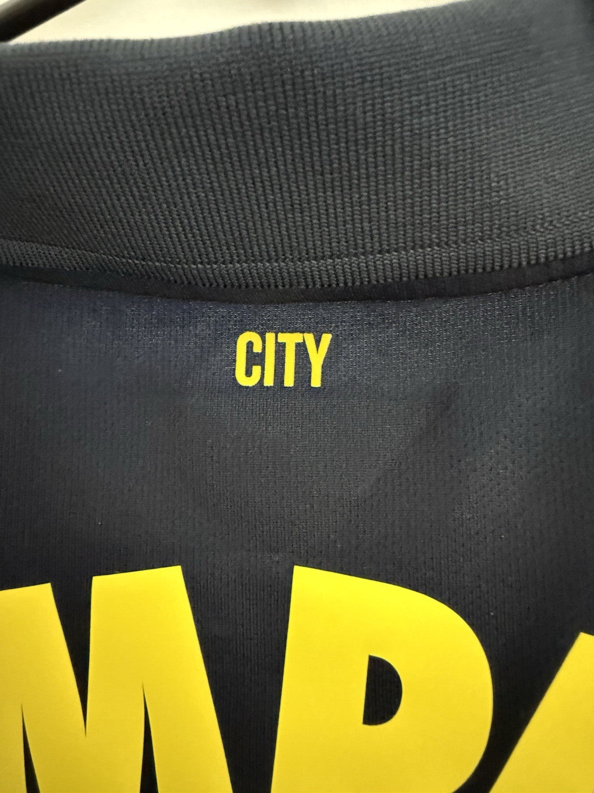 Manchester City Kompany #4 2014/15 Medium Away Very Good Condition 611051-476