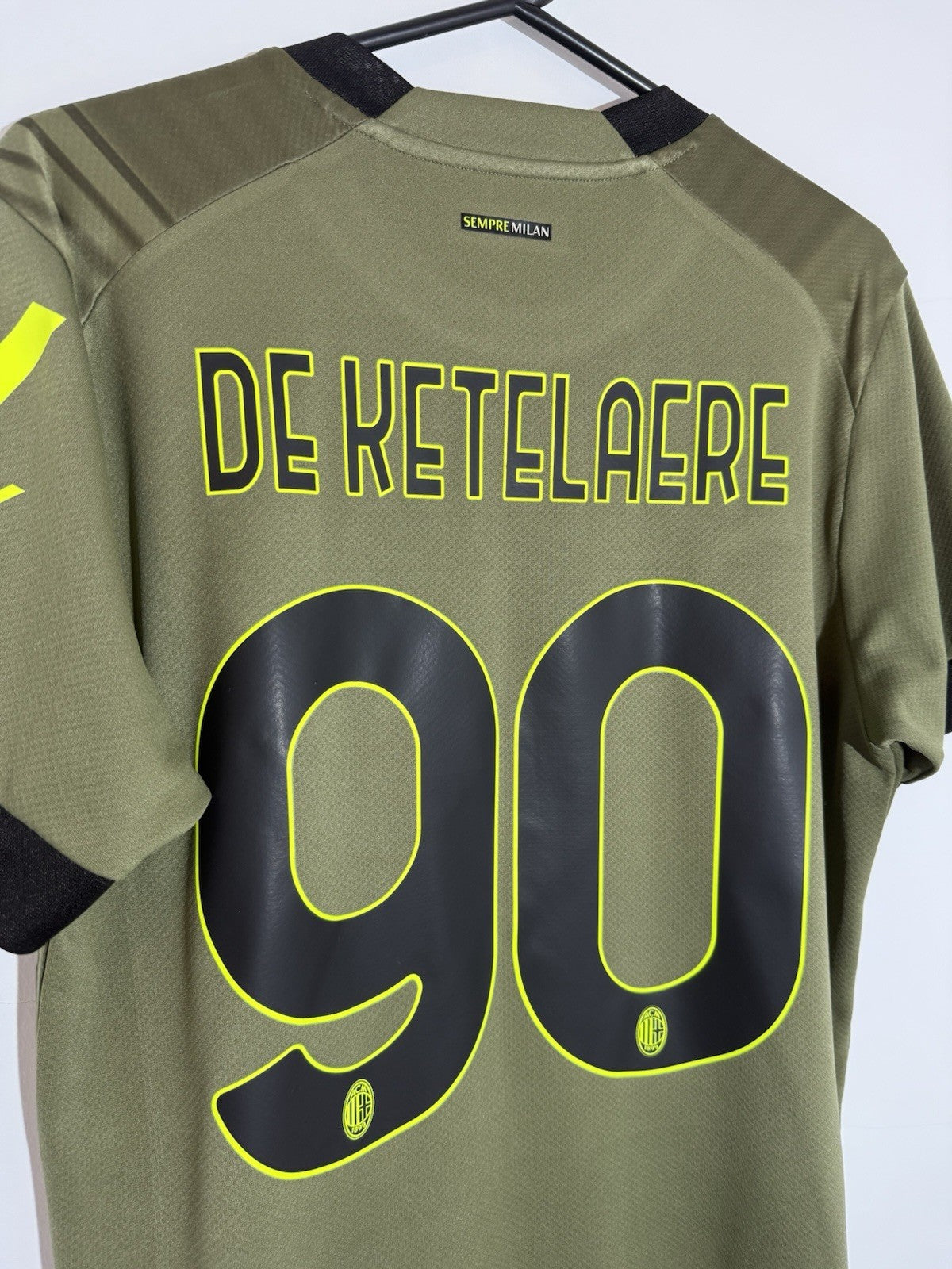 AC Milan De Ketelaere #90 2022/23 Medium 3rd Shirt Excellent Condition 765843-03