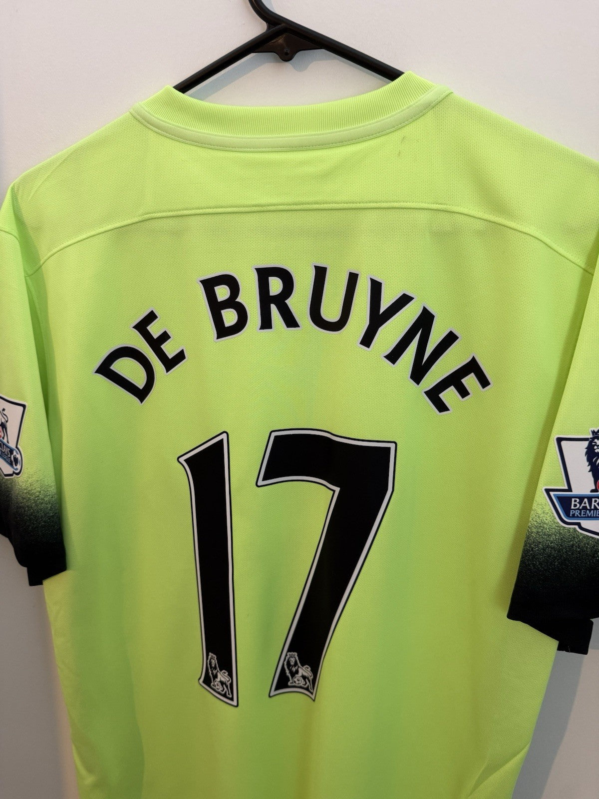 Man City De Bruyne #17 2015/16 Medium 3rd Shirt Excellent Condition 658882-368