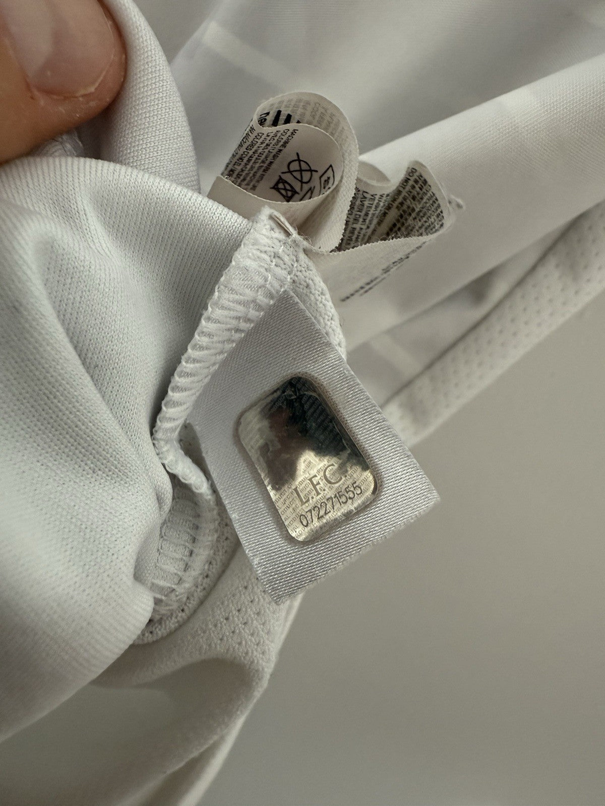 Liverpool Milner #7 2019/20 Medium Away Shirt Excellent Condition MT930013