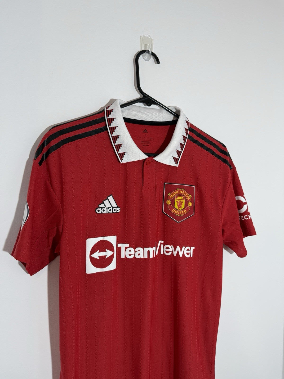 Man United Dalot #20 2022/23 Small Authentic Home Excellent Condition H13889