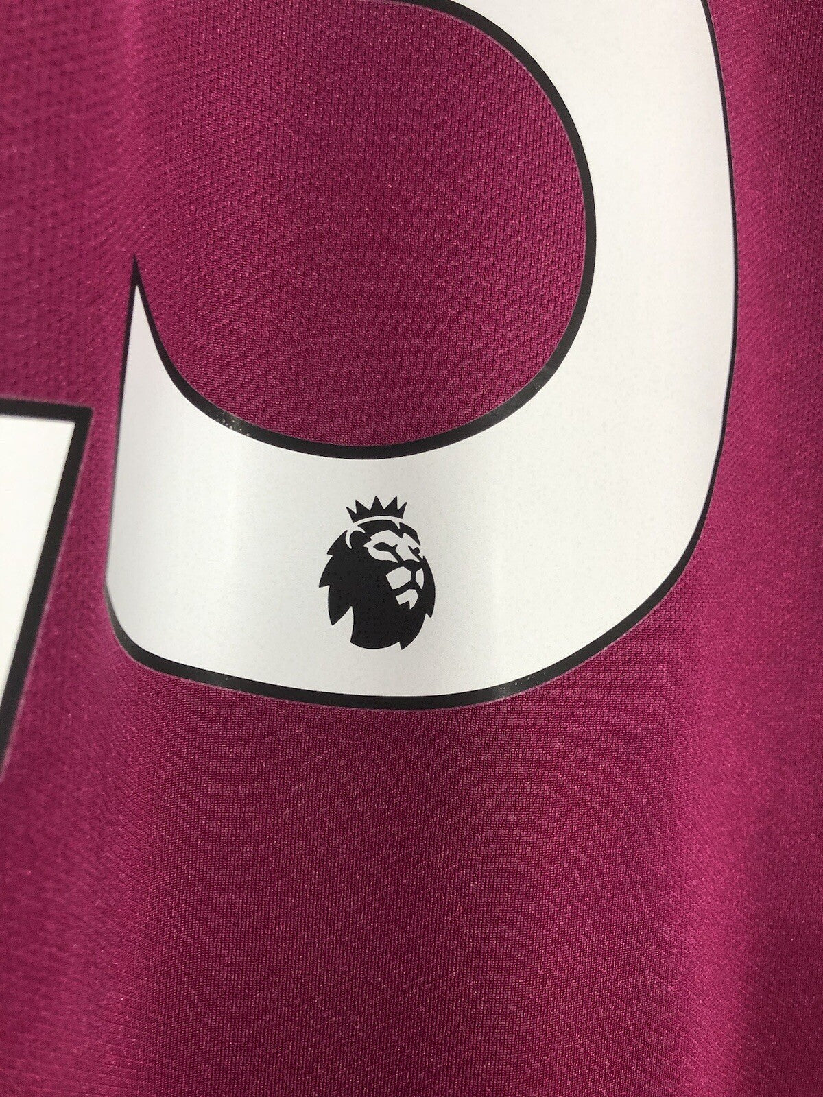Manchester City Fernandinho #25 2017/18 XL Away Excellent Condition 847260-667