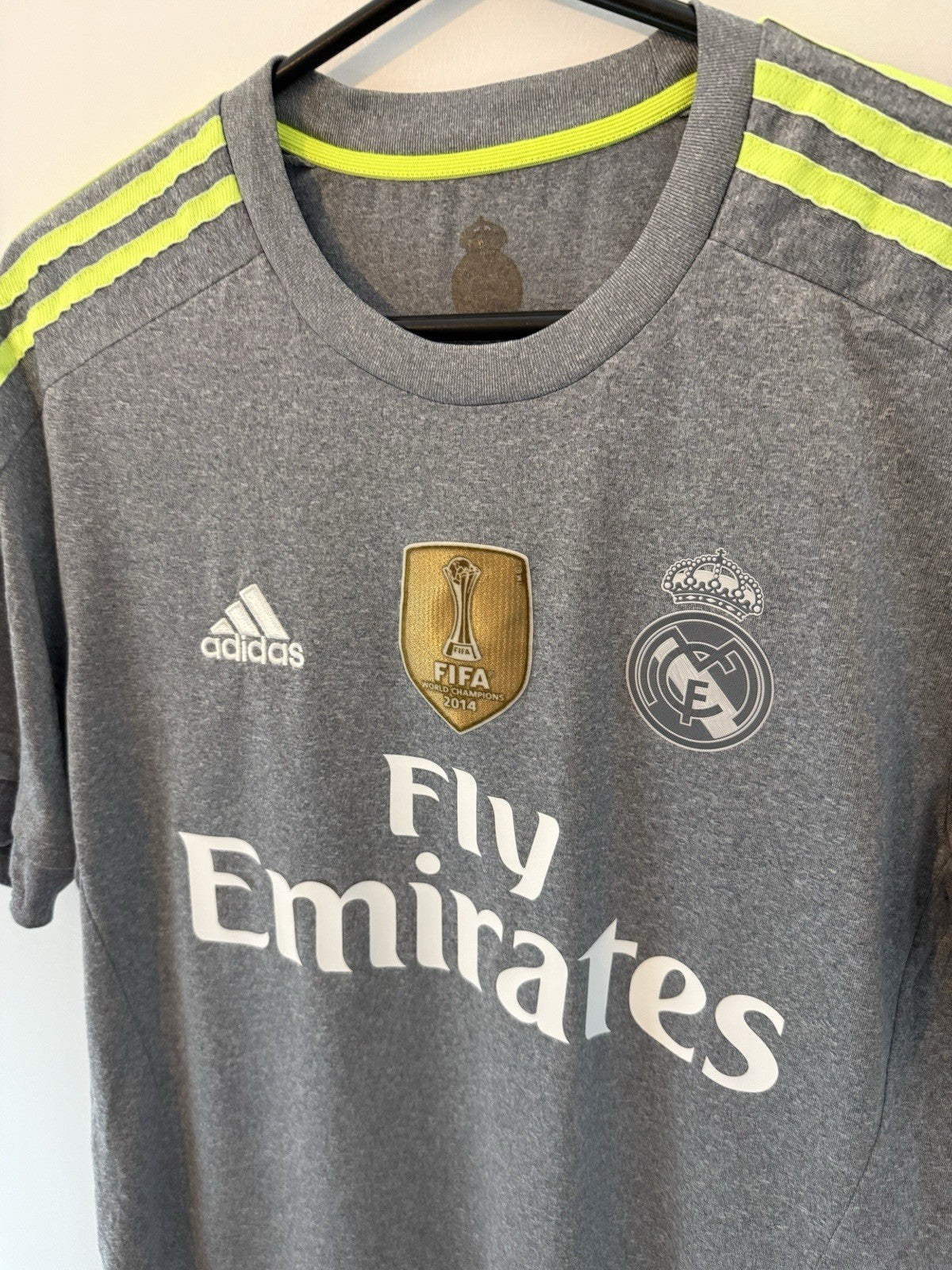 Real Madrid James #10 2015/16 Medium Away Shirt Very Good Condition AK2491