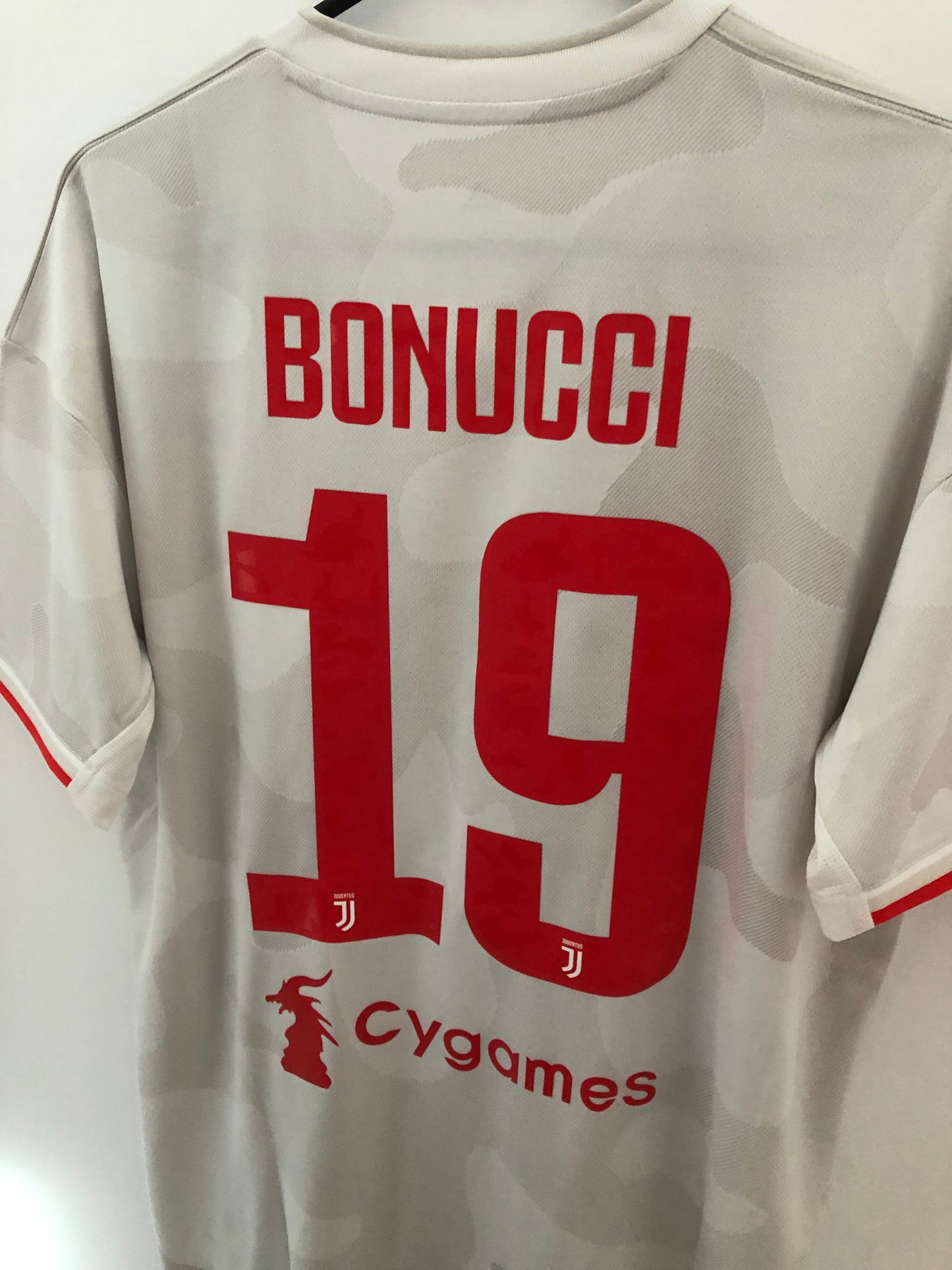 Bonucci #19 Juventus 2019/20 Large Away Shirt Adidas BNWT Dw5461